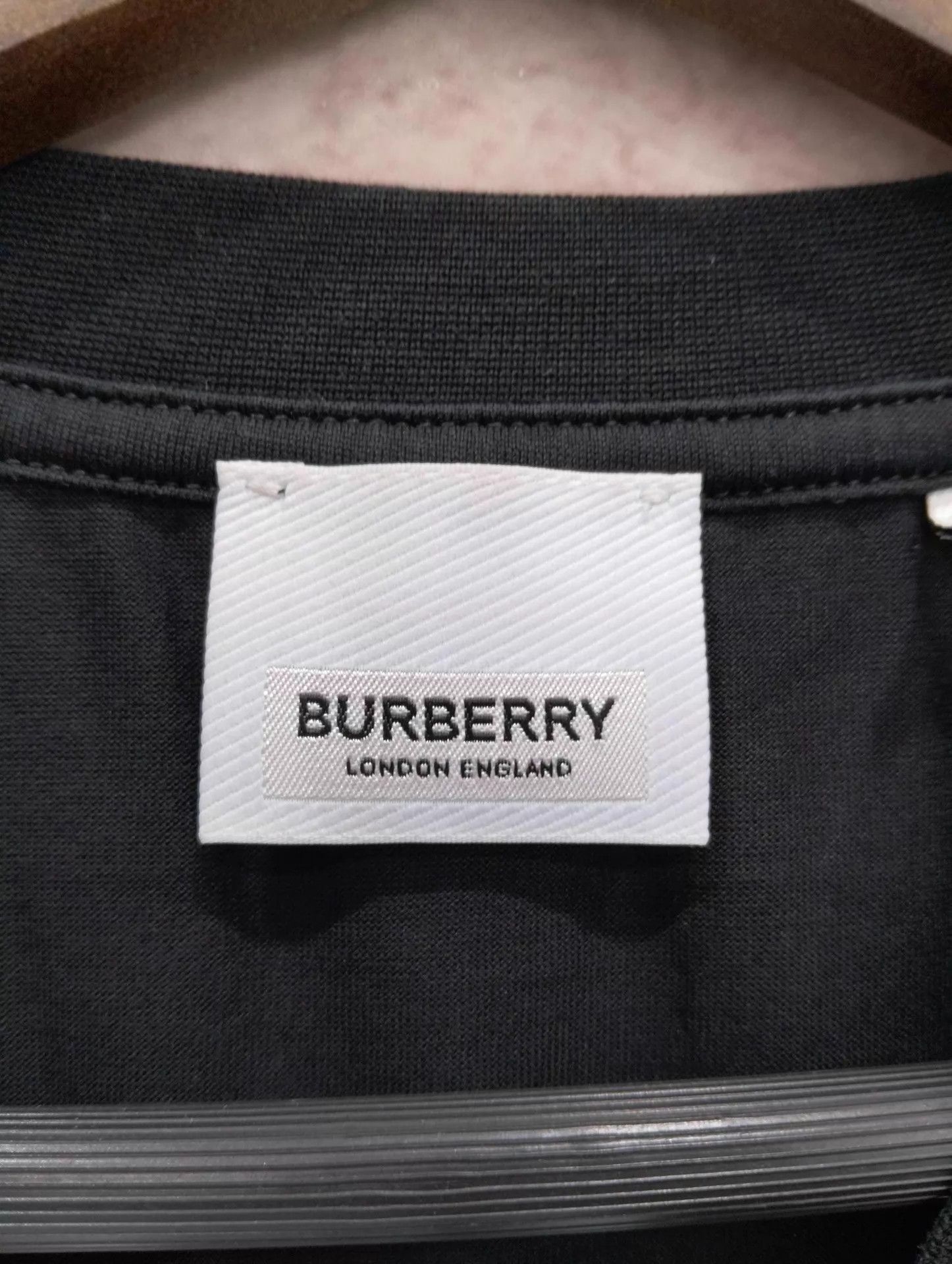 Burberry Burberry Logo Patch Crew Short-Sleeve T-Shirt M Size US M / EU 48-50 / 2 - 4 Thumbnail