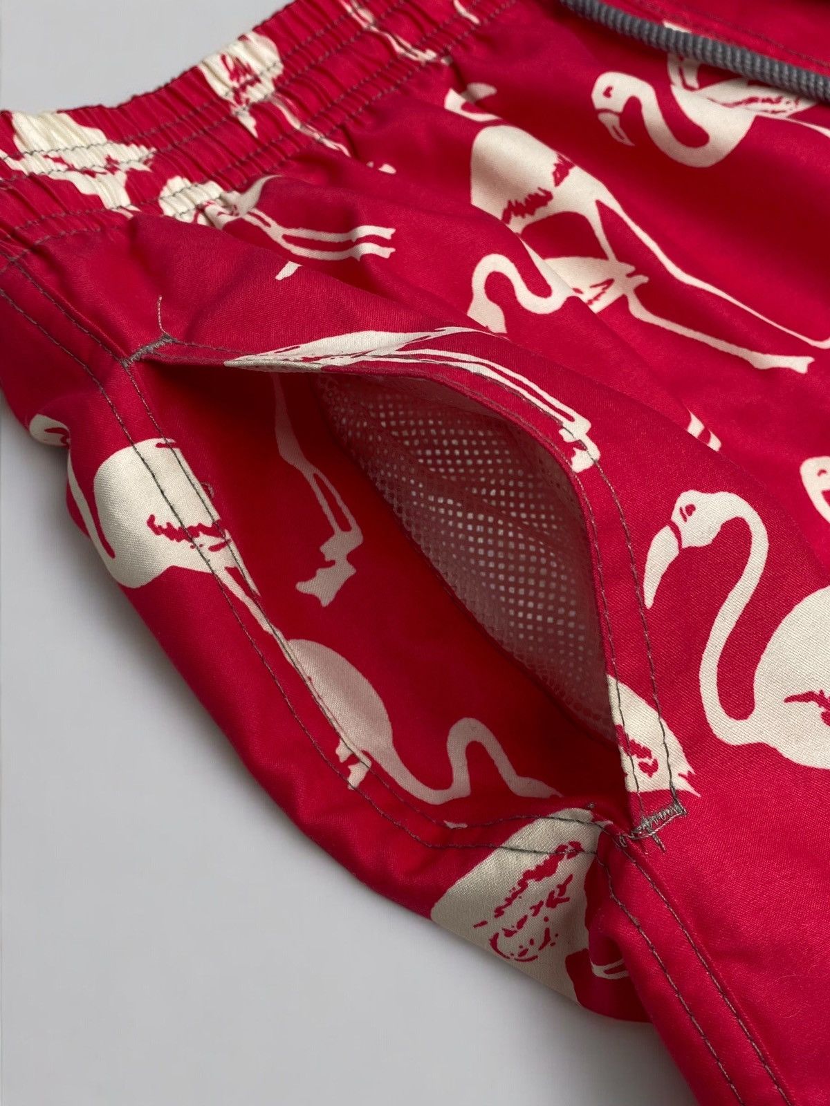 Vilebrequin 🔥 VILEBREQUIN FLAMINGO SHORTS Y2K BEACH IBIZA POOLSIDE VIBES Size US 36 / EU 52 - 4 Thumbnail