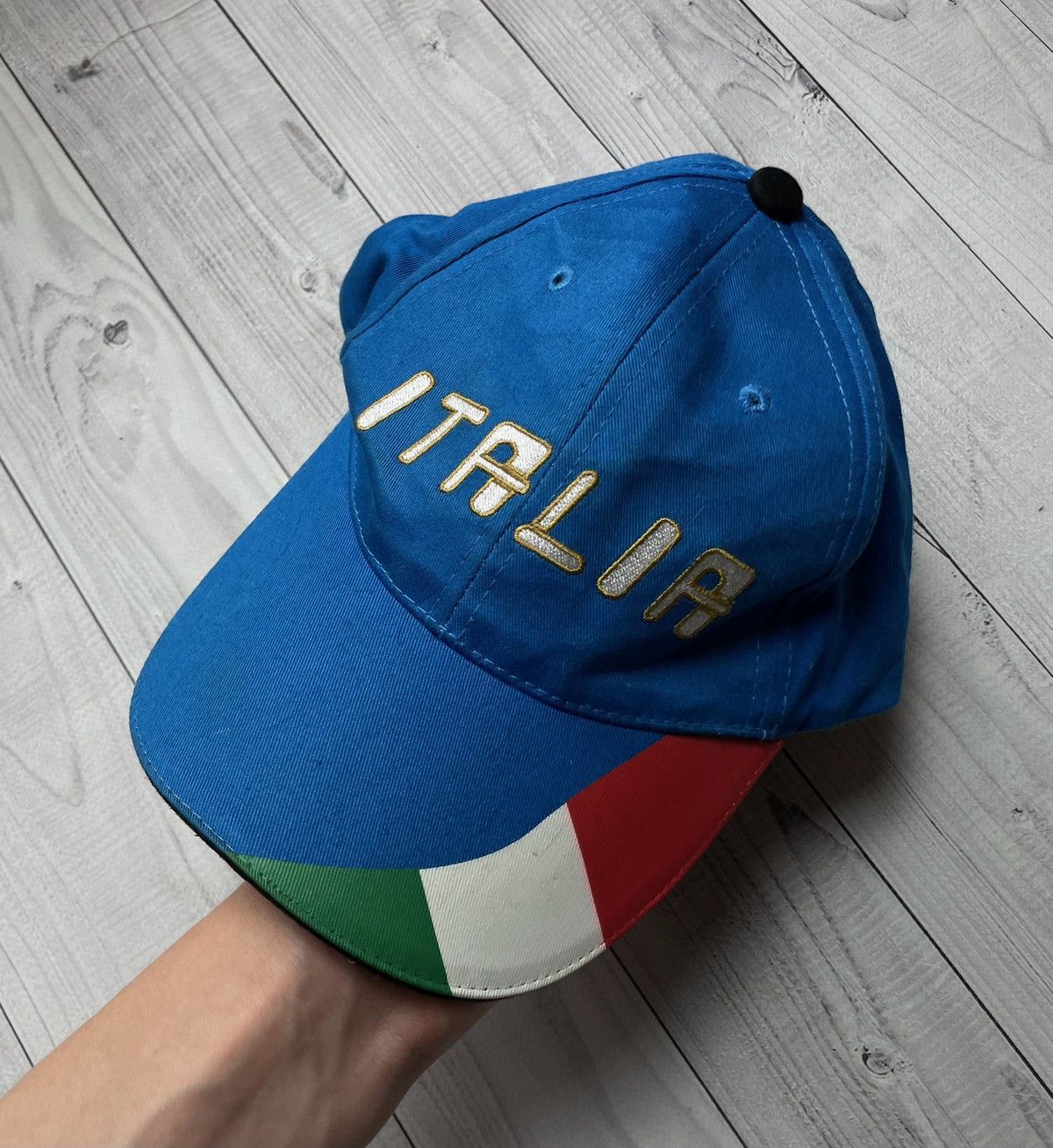 Vintage Vintage Soccer cap Italia big logo blue Italy Size ONE SIZE - 1 Thumbnail