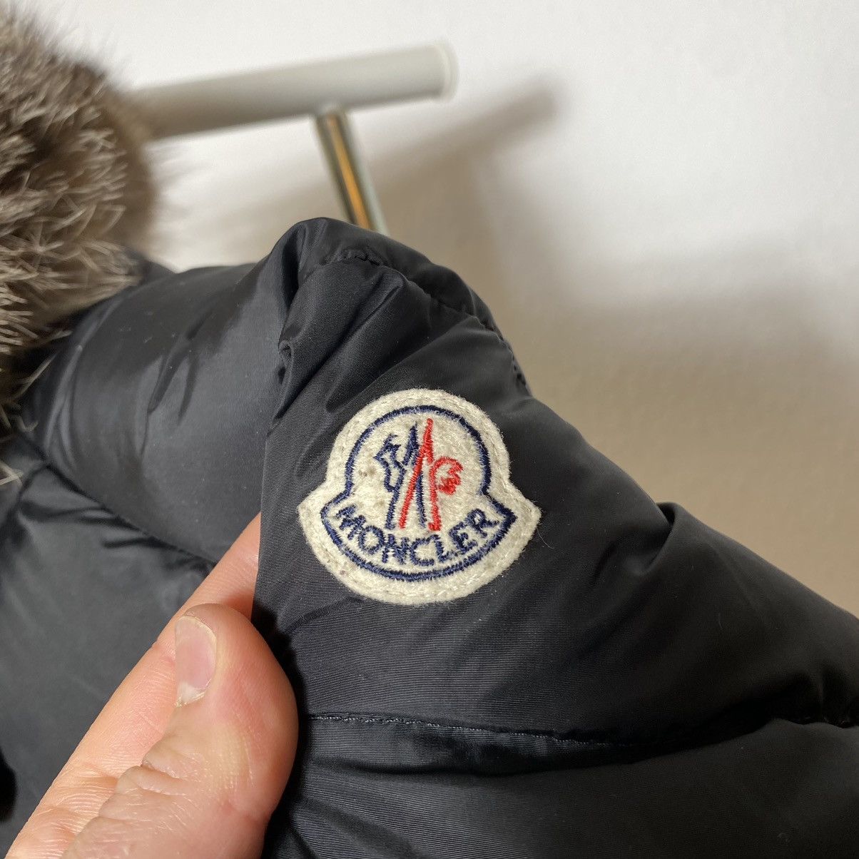 Moncler Down jacket Moncler Gene Giubbotto Women’s Size XL / US 12-14 / IT 48-50 - 7 Thumbnail