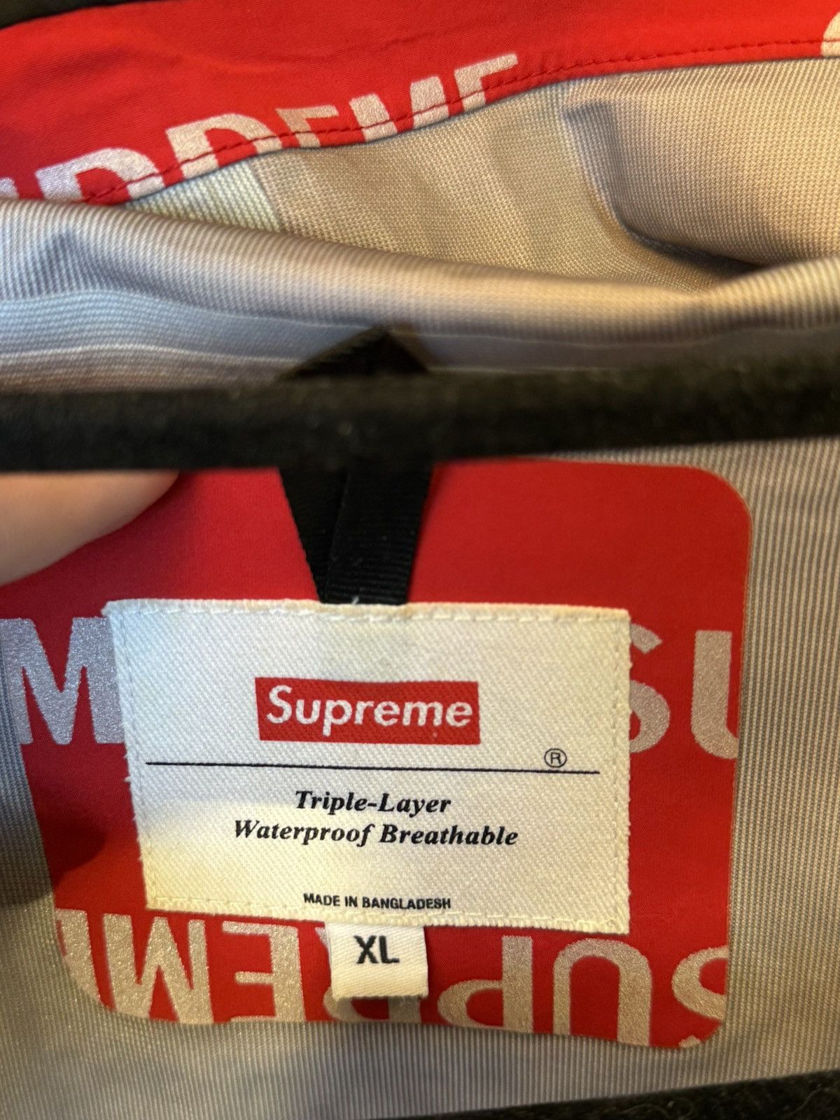 Supreme 3M Reflective Repeat Taped Seam Jacket in Red