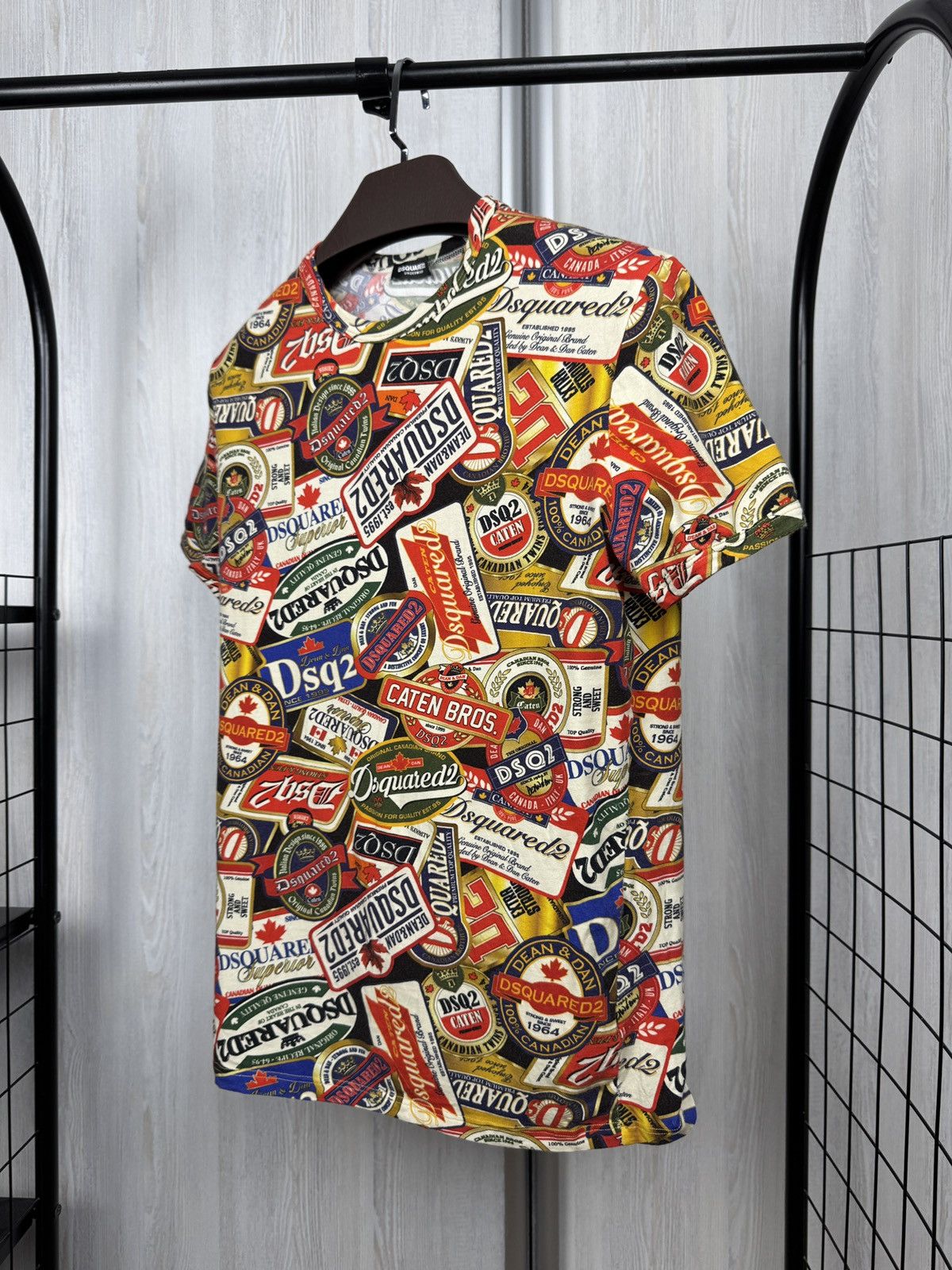 Dsquared2 Dsquared2 Beer Mats T-Shirt Tee D9M202520 size S Size US S / EU 44-46 / 1 - 3 Thumbnail