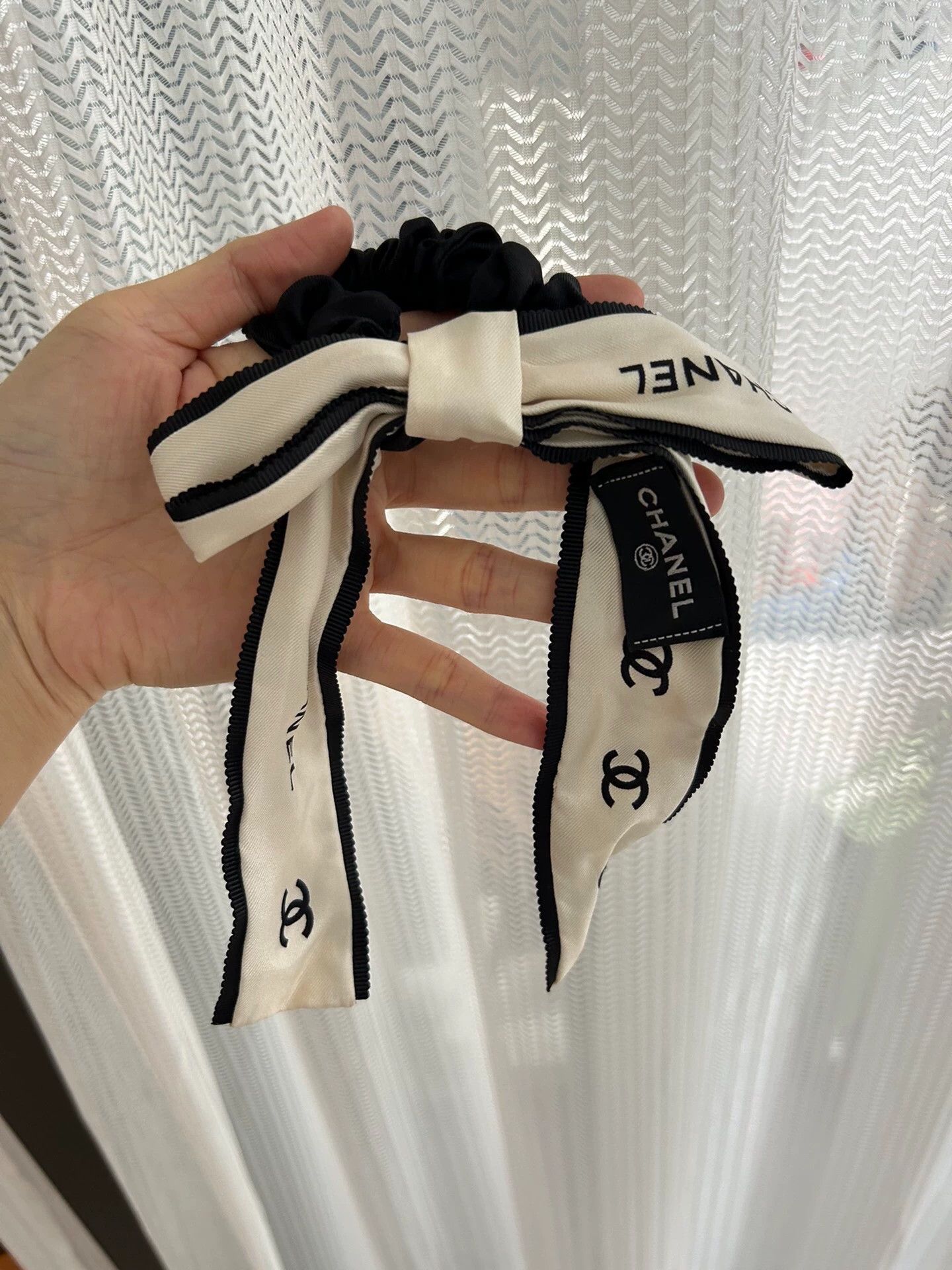 Chanel CHANEL Logo Print Bow Silk Hair Scrunchie Size ONE SIZE - 1 Thumbnail
