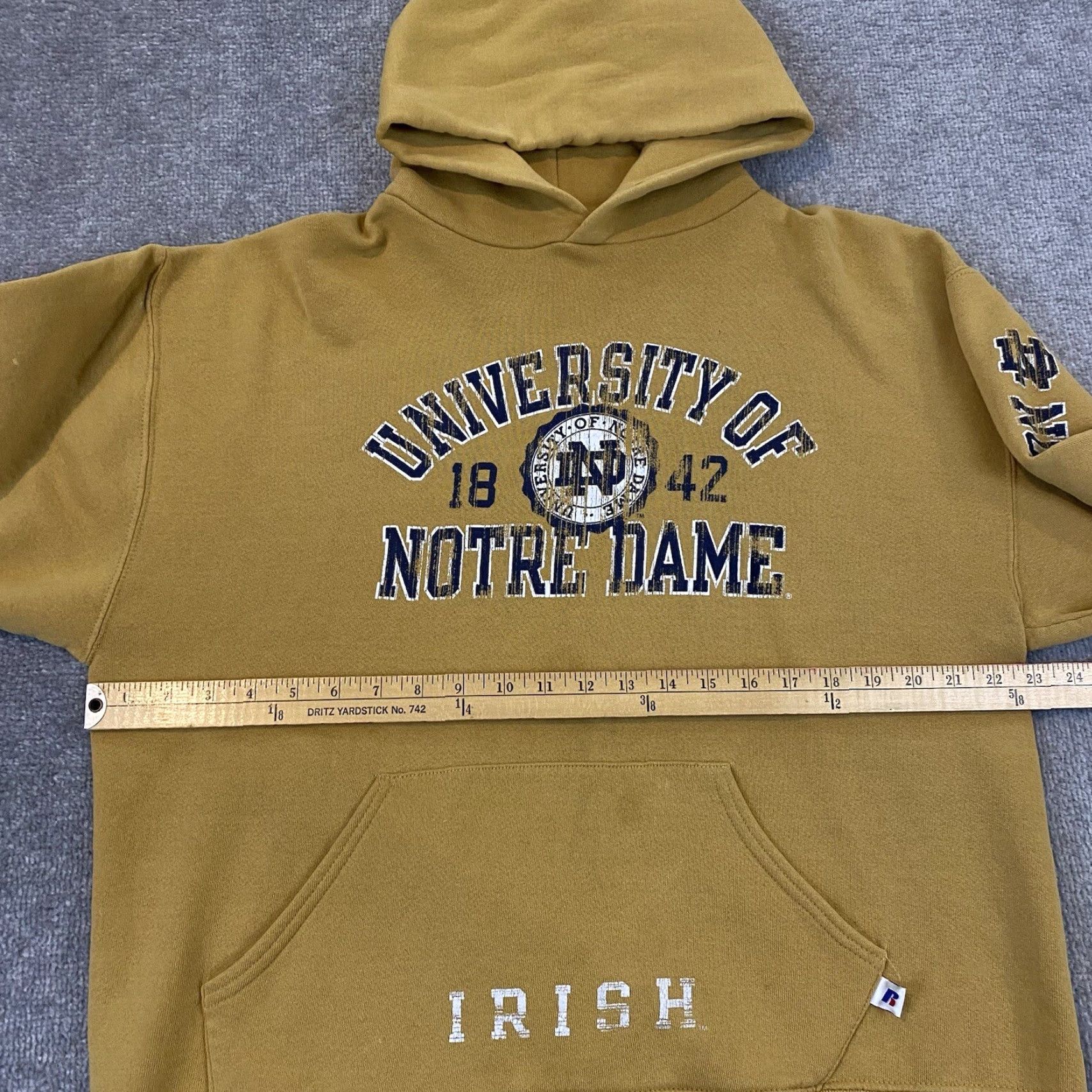 Russell Athletic NOTRE DAME Sweatshirt Mens Large Brown Russell Athletics Hoodie Jacket Irish Y2K Size US L / EU 52-54 / 3 - 6 Thumbnail