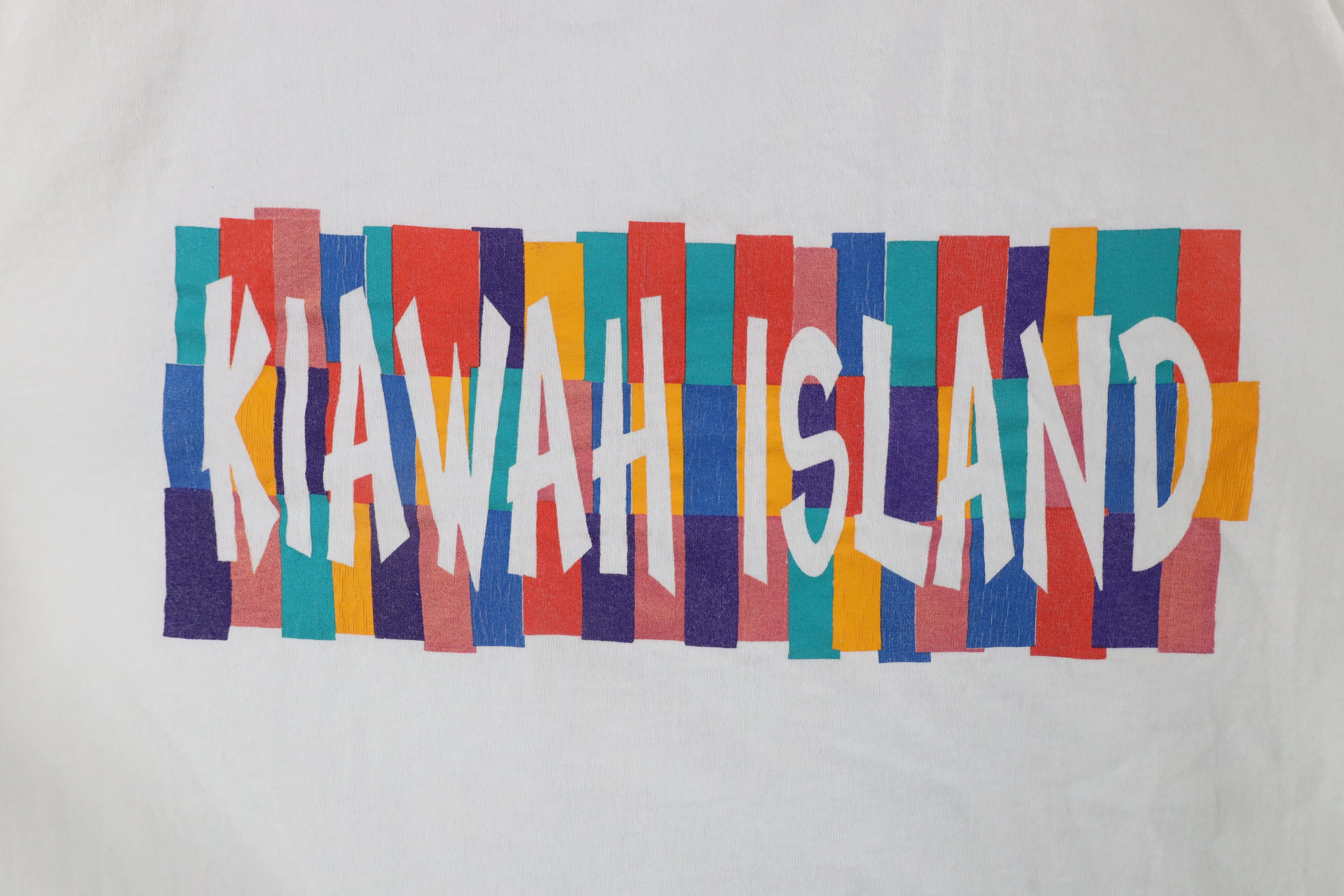 Vintage Vintage 90s Streetwear Island Short Sleeve T-Shirt USA Size US L / EU 52-54 / 3 - 4 Thumbnail