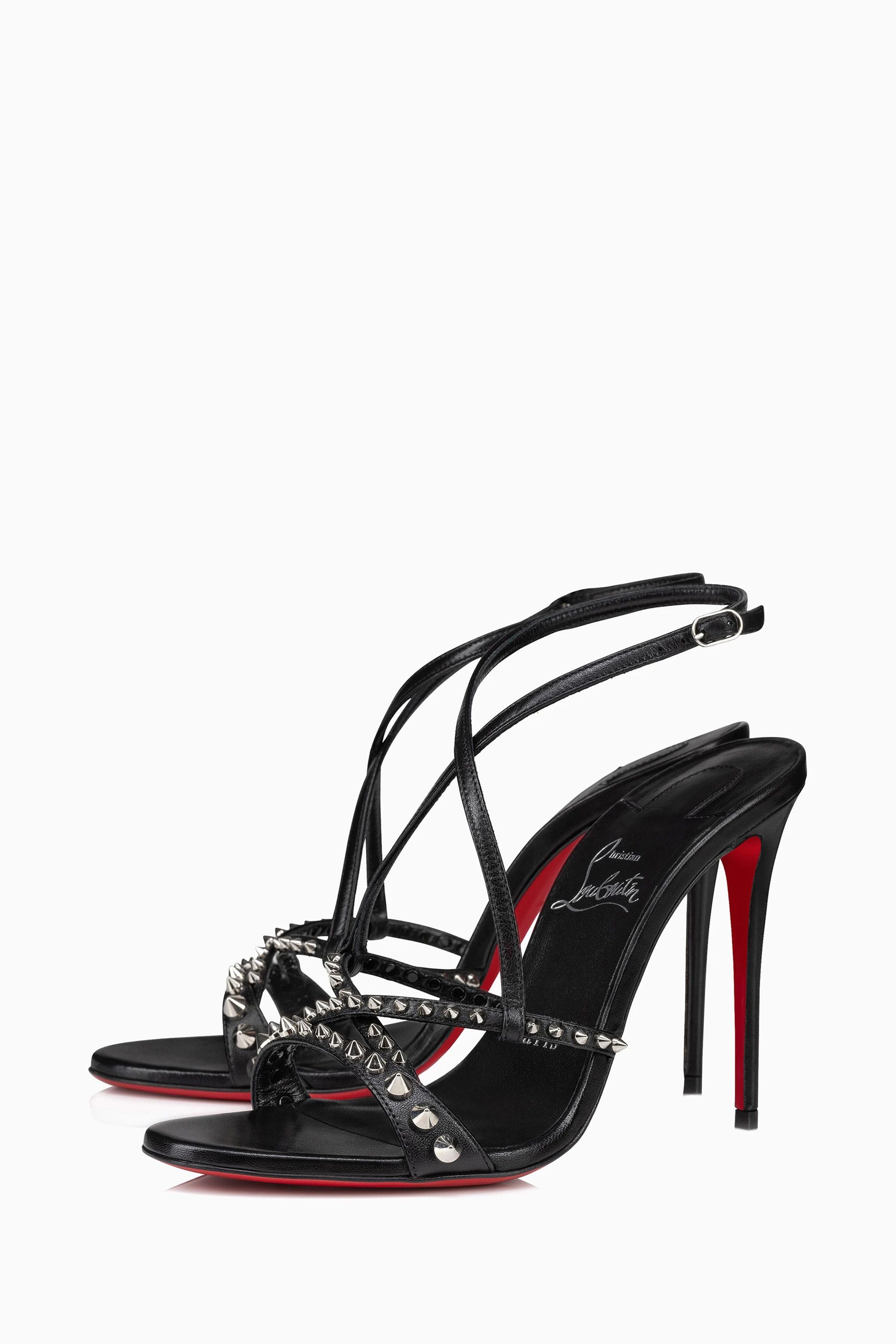 o1s1wg110925 Heels in Black