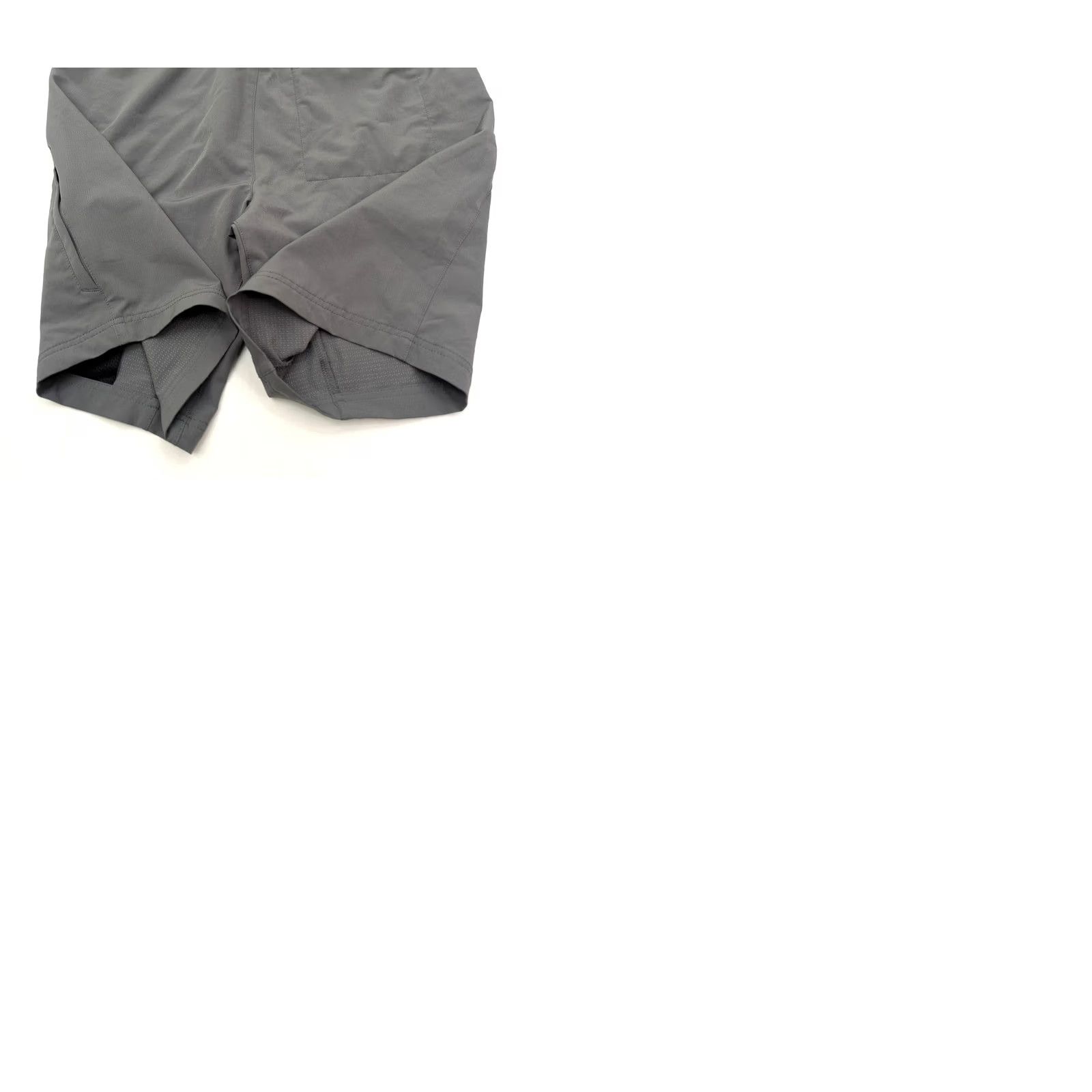 Vintage Gerry Gray Lightweight Cargo Shorts Men 32 Inseam 10" Flat Front Front Zip Pockets Chino EUC Size US 32 / EU 48 - 9 Thumbnail