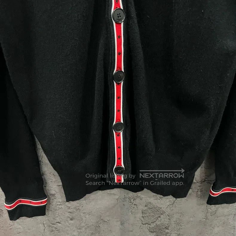 Givenchy Givenchy Button Knit Cardigan Size US S / EU 44-46 / 1 - 3 Thumbnail