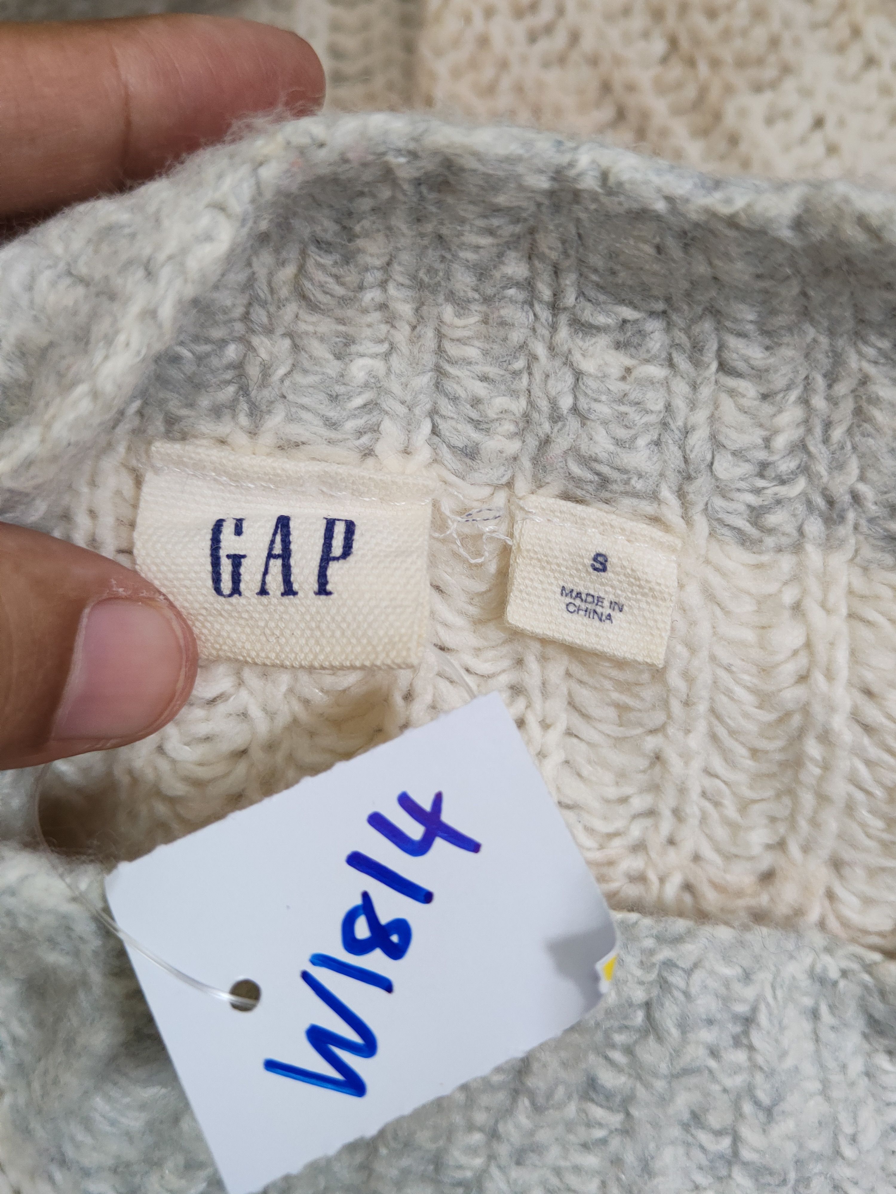 Gap Gap Beige Knitwear stripe Sweatshirts #W1814 Size US S / EU 44-46 / 1 - 11 Thumbnail