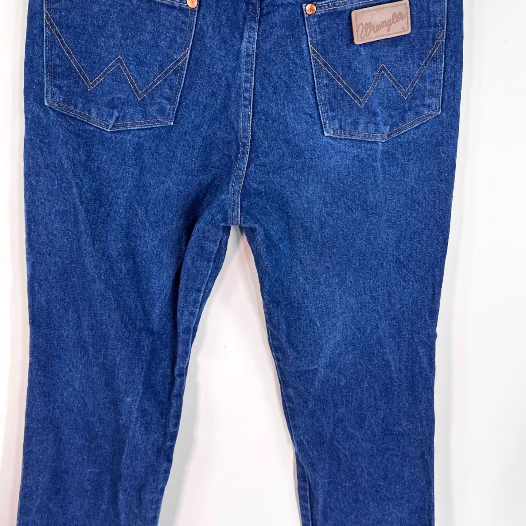 Wrangler Wrangler Retro Classic Fit Straight Leg Jeans Men Size 32 x 34 Dark Blue 80s 90s Size US 32 / EU 48 - 6 Thumbnail