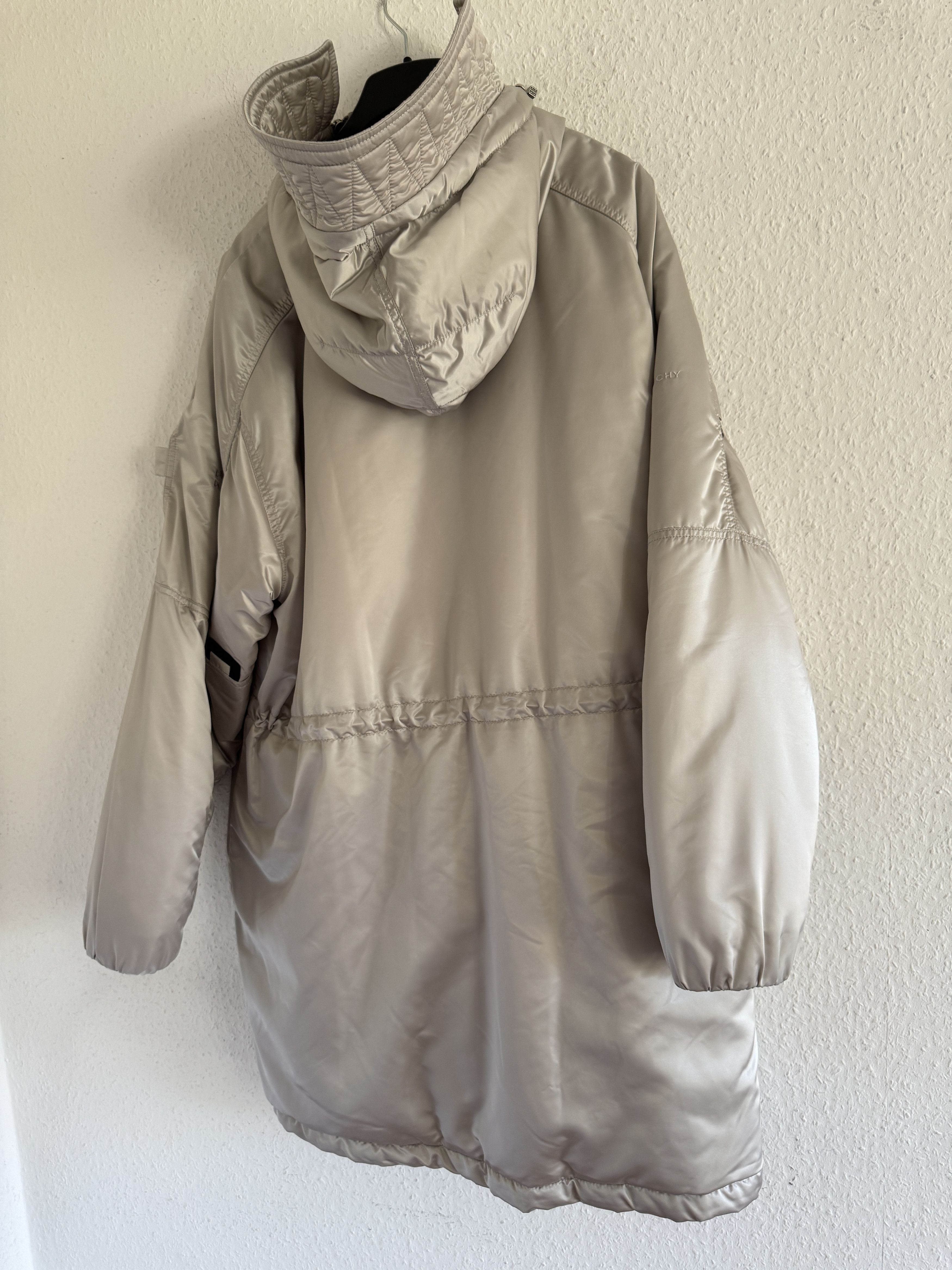 Givenchy Pre Fall 21 Metallic Silver Coat Size US XL / EU 56 / 4 - 4 Thumbnail