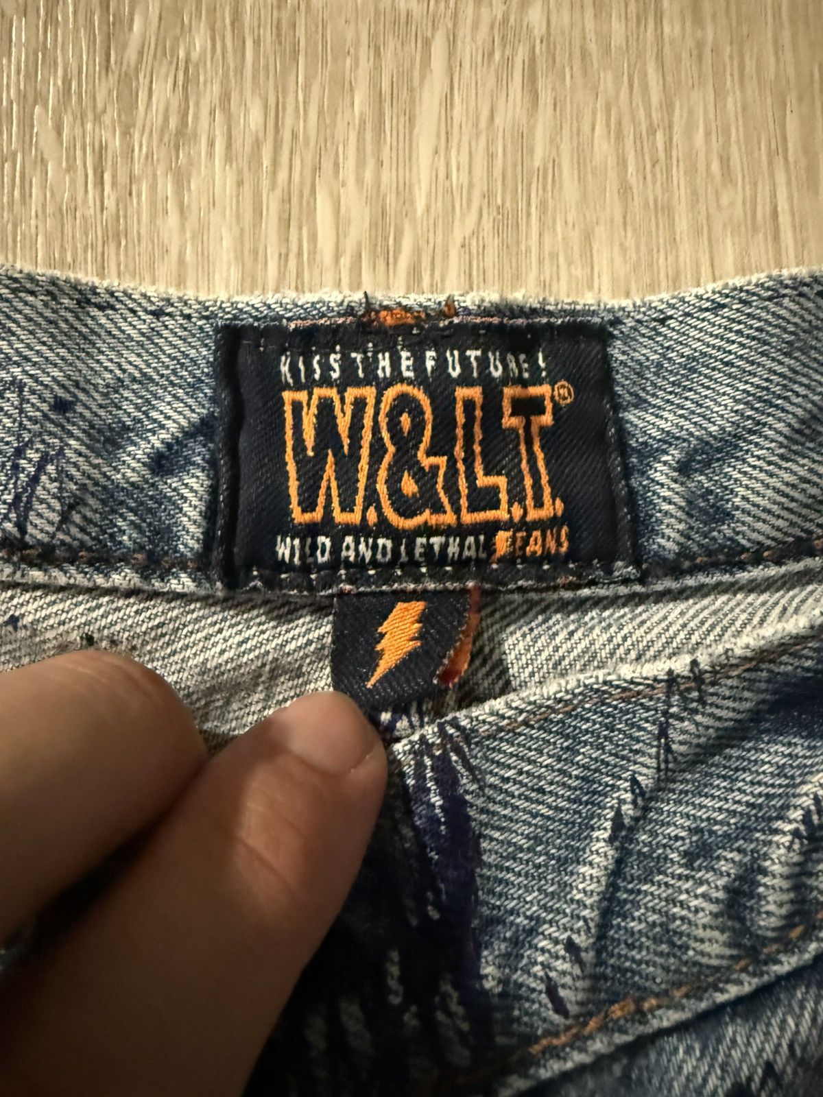 W&LT W&LT Walter Van Beirendonck Graffiti Cropped Denim Shorts Size US 36 / EU 52 - 3 Thumbnail