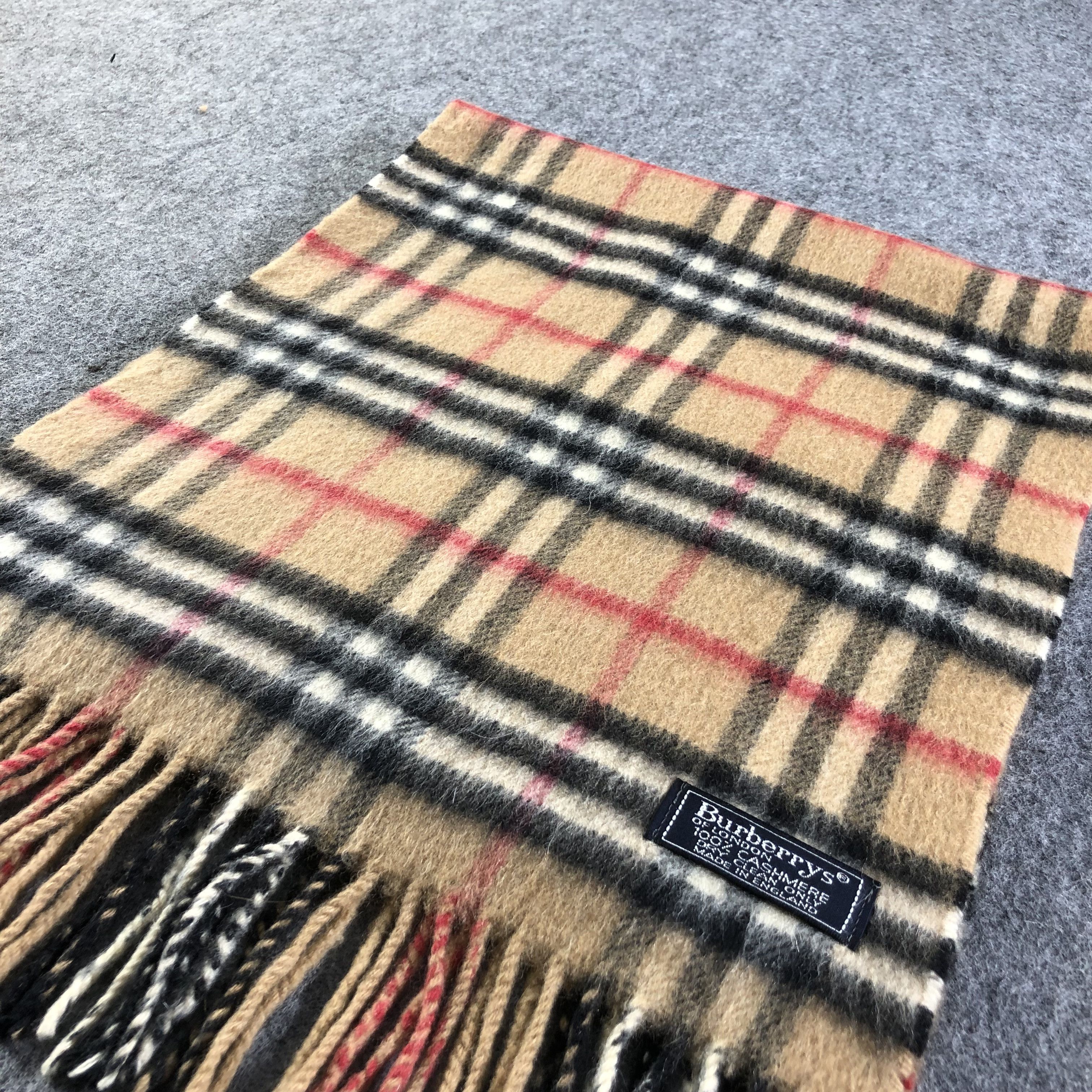 Burberry Burberrys Tan Nova check Cashmere Scarf Muffler V1585 Size ONE SIZE - 3 Thumbnail