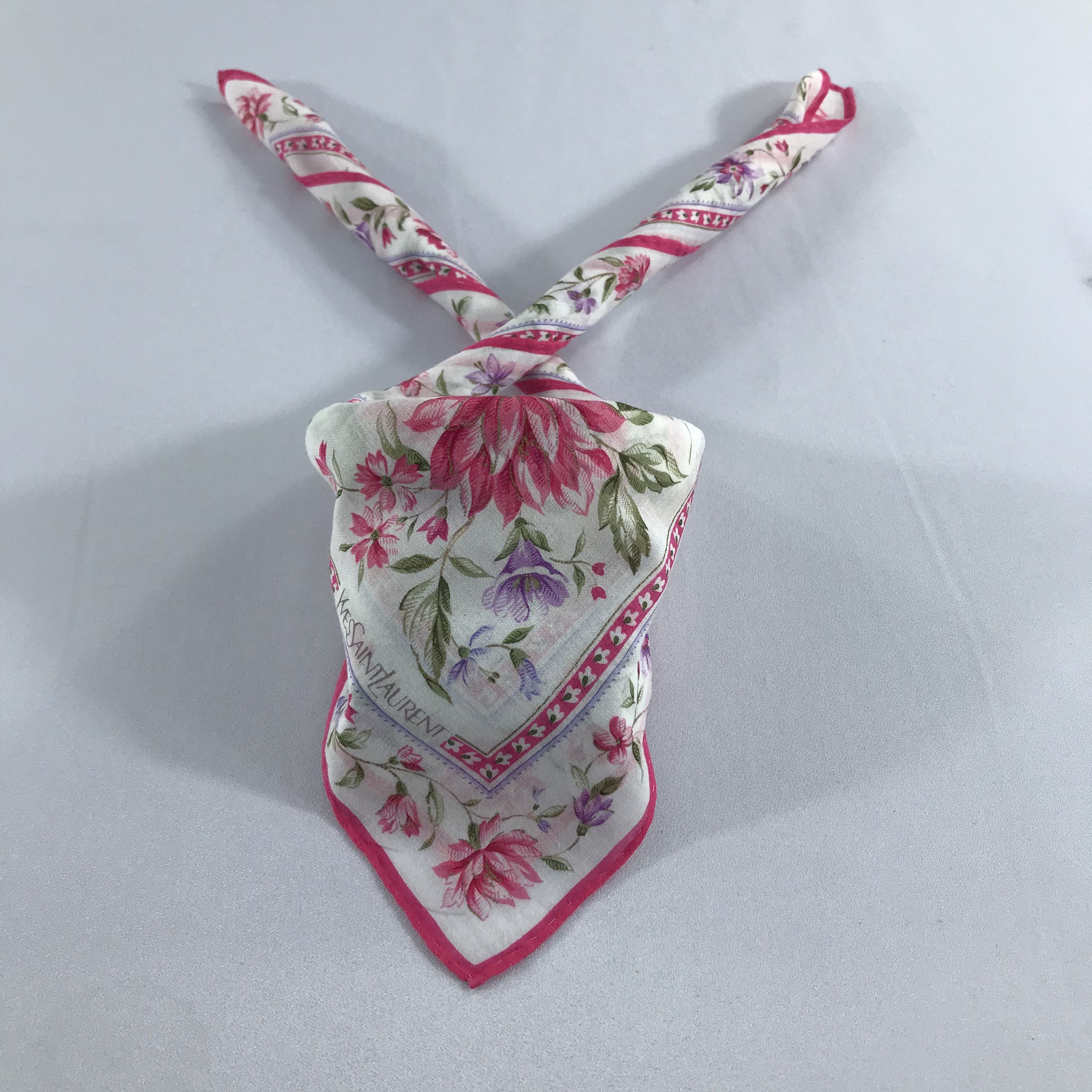 Yves Saint Laurent Yves Saint Laurent Handkerchief Neckerchief Bandana H880 Size ONE SIZE - 1 Thumbnail