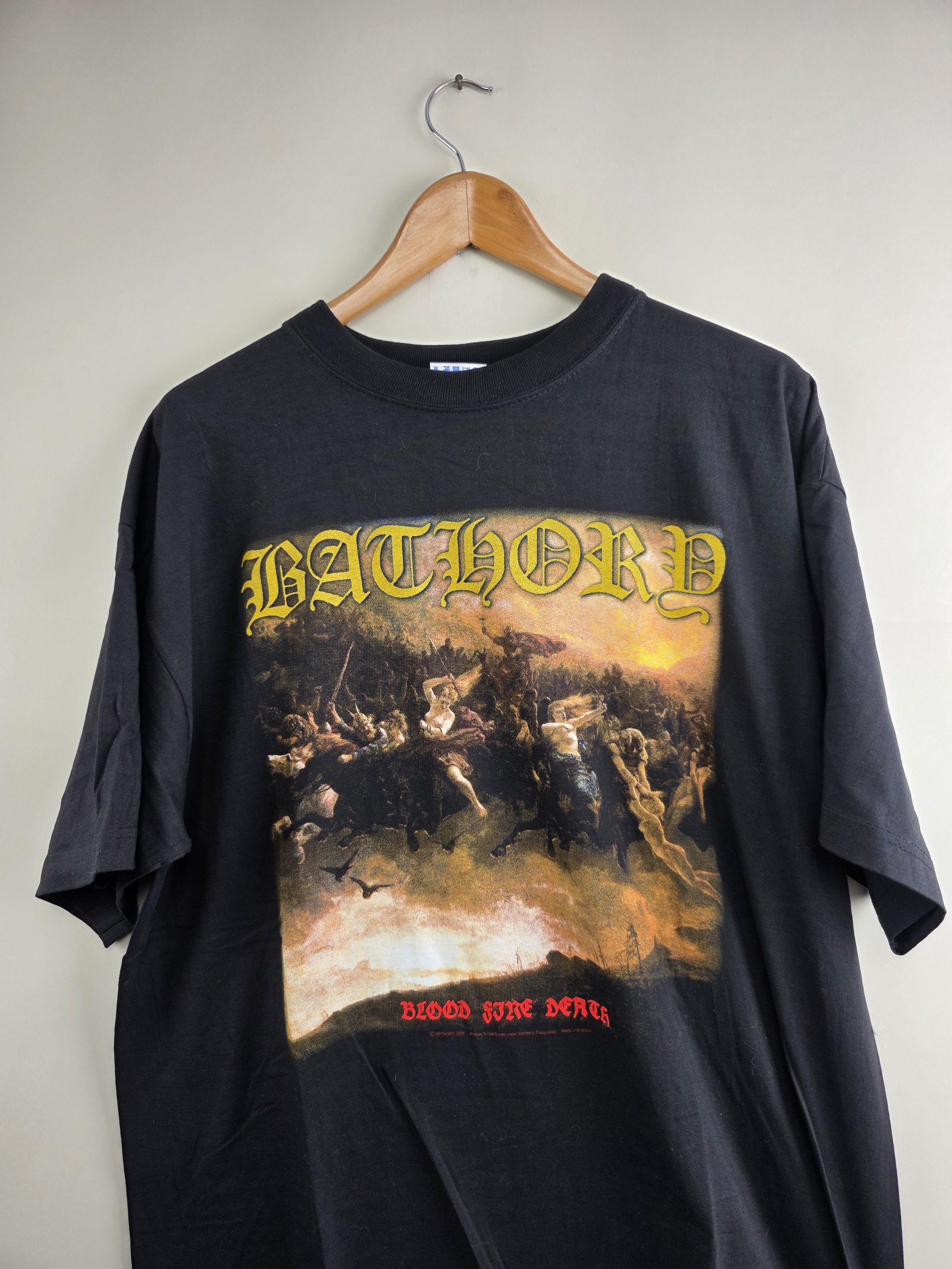 Band Tees 2001 Bathory Blood Fire Death Vintage 90s T shirt Size US XL / EU 56 / 4 - 2 Thumbnail