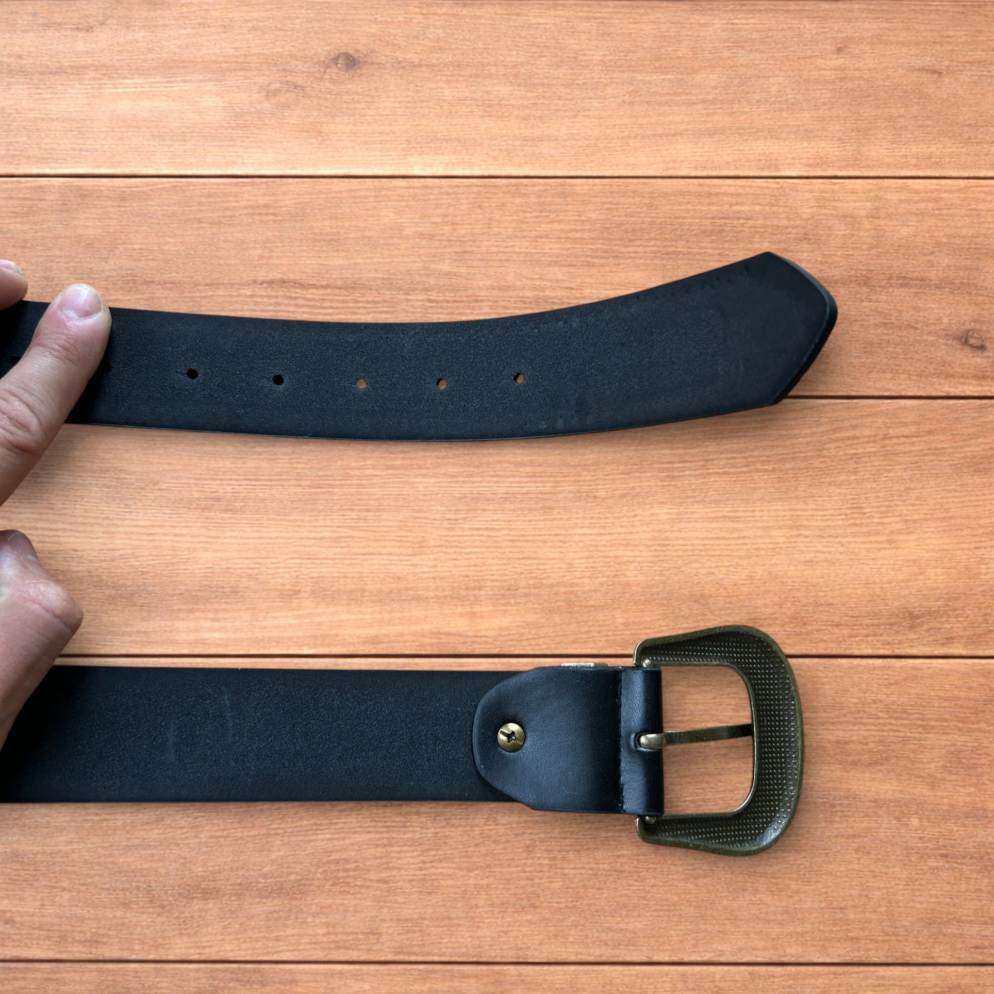 Japanese Brand Faux leather western cowboy belt in black with brass trim. Size ONE SIZE - 5 Thumbnail