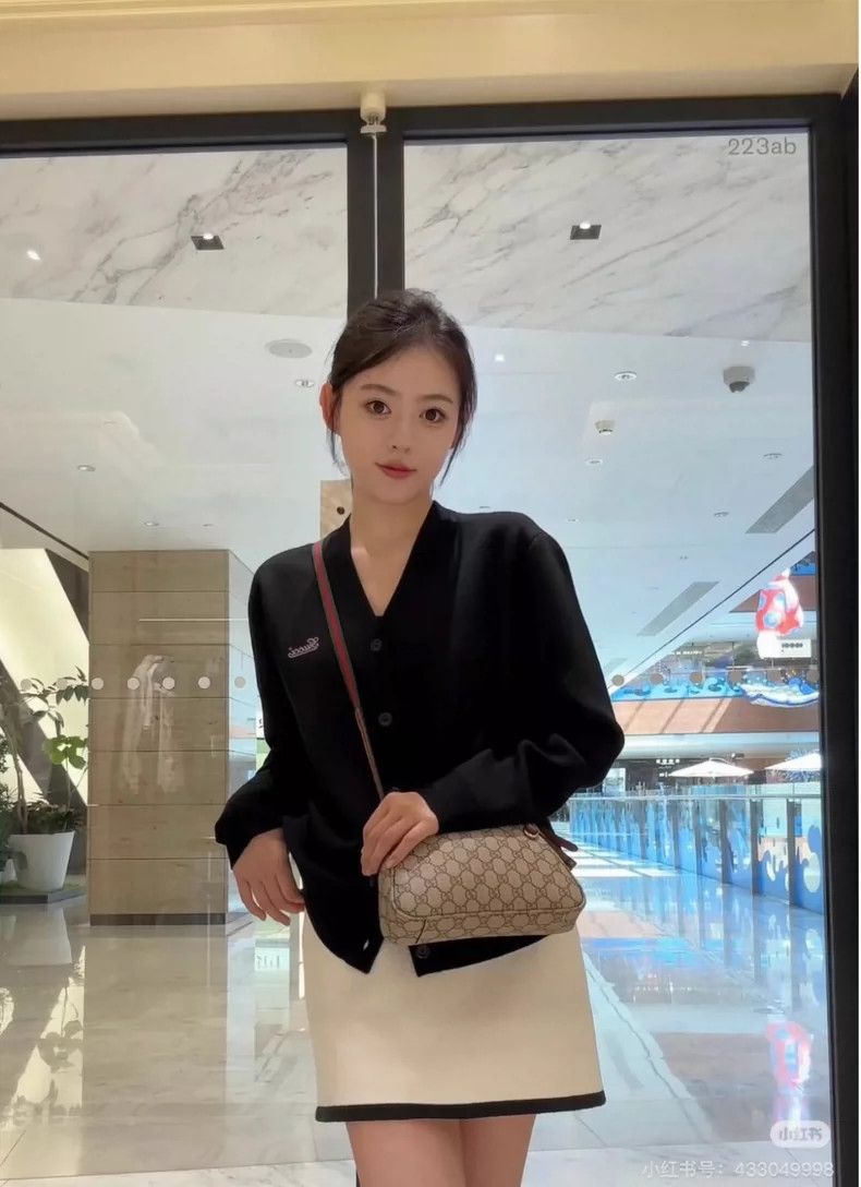 Gucci Gucci New black embroidered letter knitted cardigan jacket Size XS / US 0-2 / IT 36-38 - 8 Thumbnail