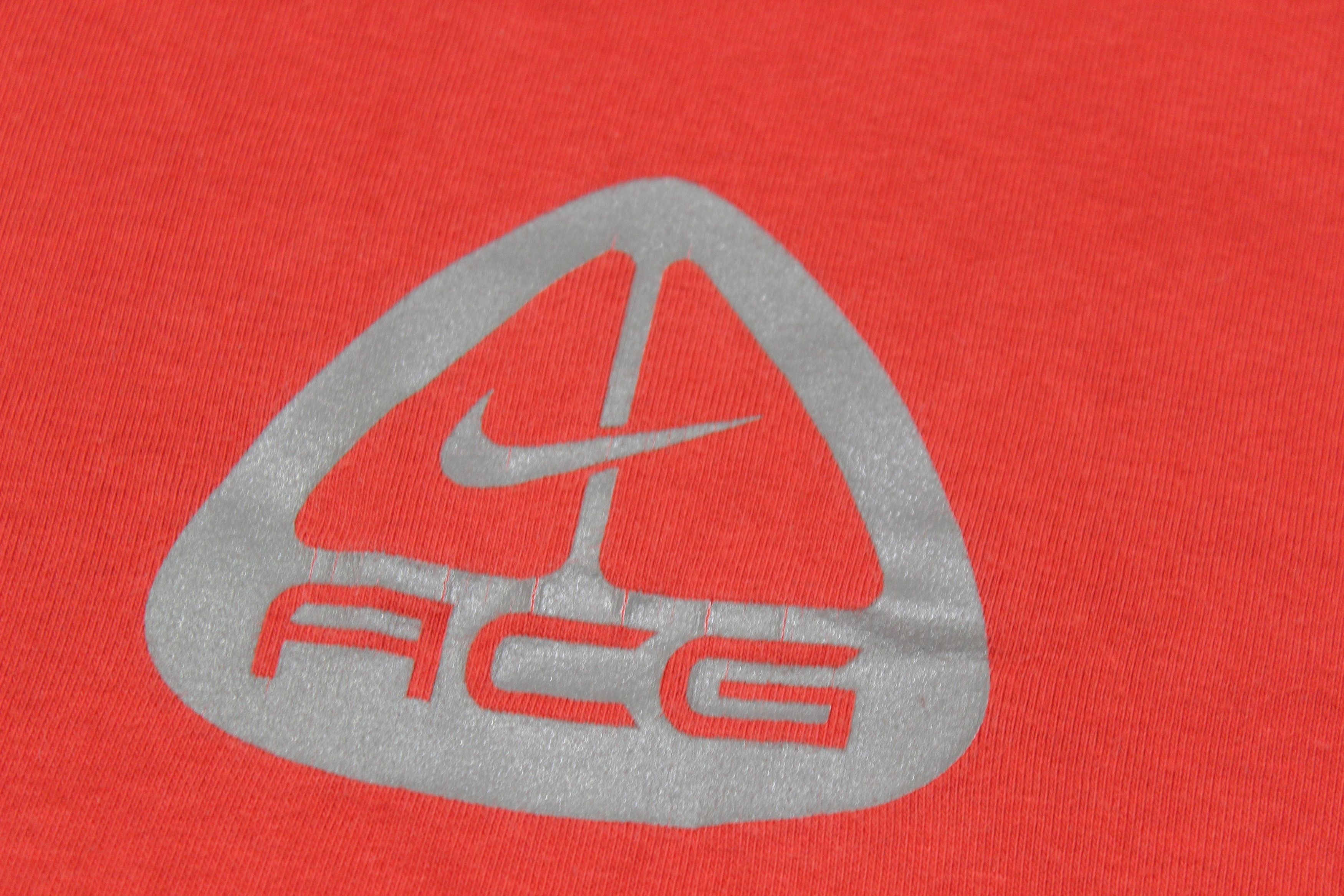 Nike 90S ACG Big Logo T-Shirt Size US M / EU 48-50 / 2 - 4 Thumbnail