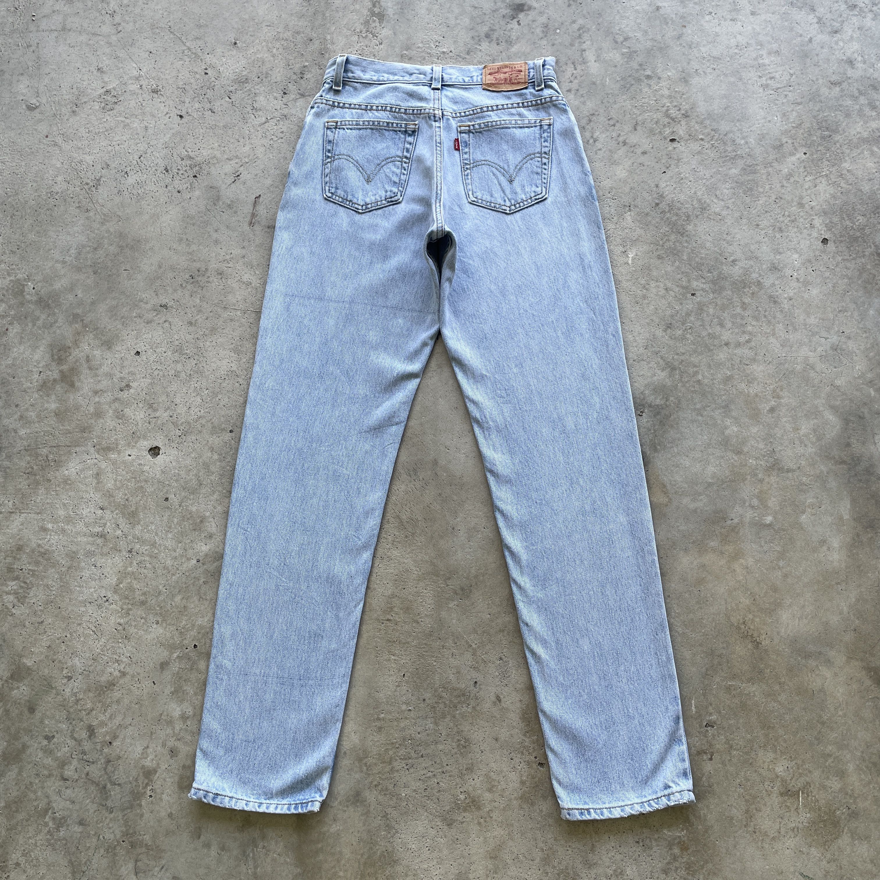 Levi's VINTAGE LEVI’S 550 DENIM FADED RELAXED JEANS PANTS W29 Size US 29 - 11 Thumbnail