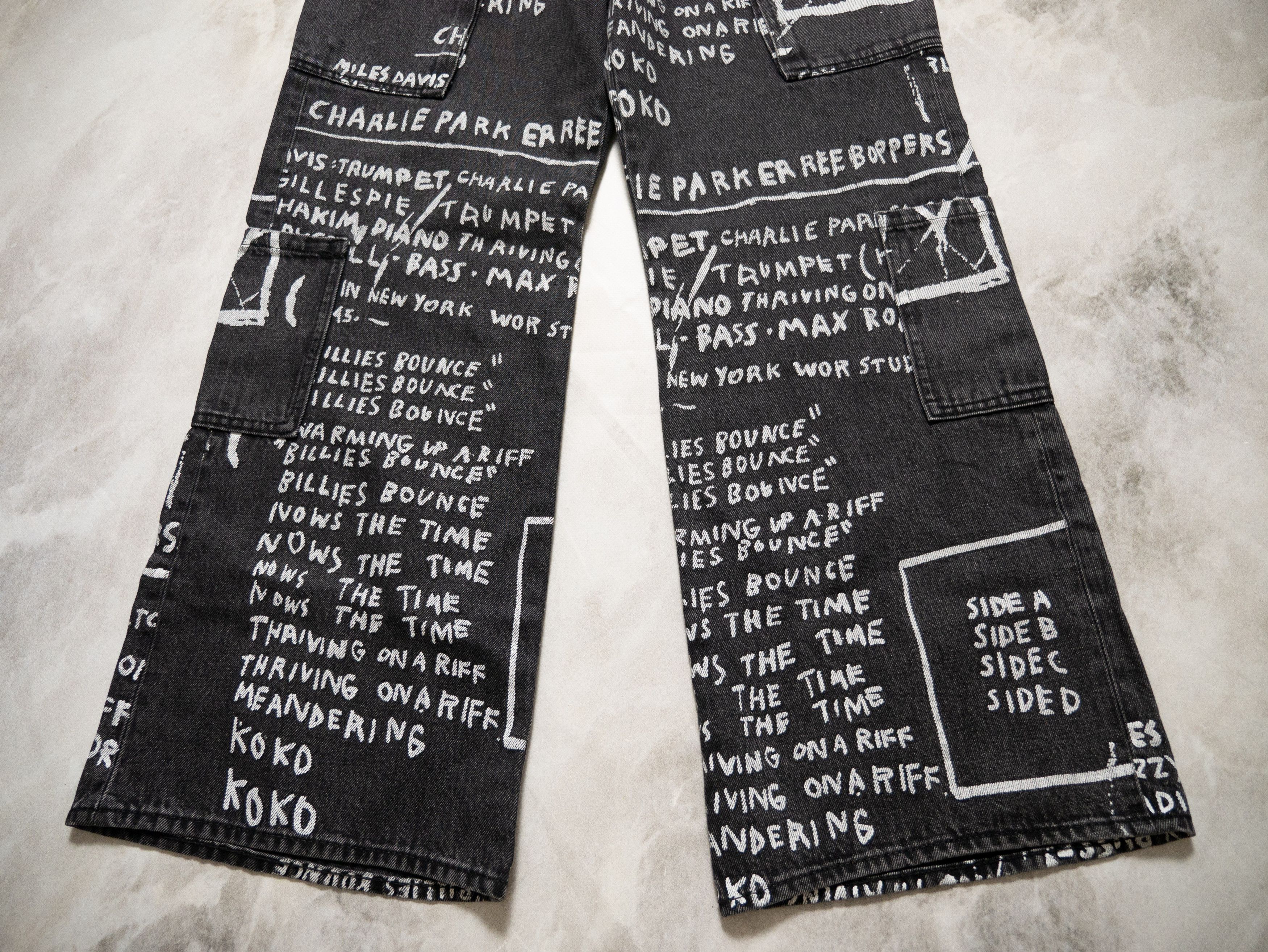 H&M × Jean-Michel Basquiat × Who Decides War H&M x Who Decides War x Jean-Michel Basquiat Cargo Jeans 32 Size US 32 / EU 48 - 2 Thumbnail