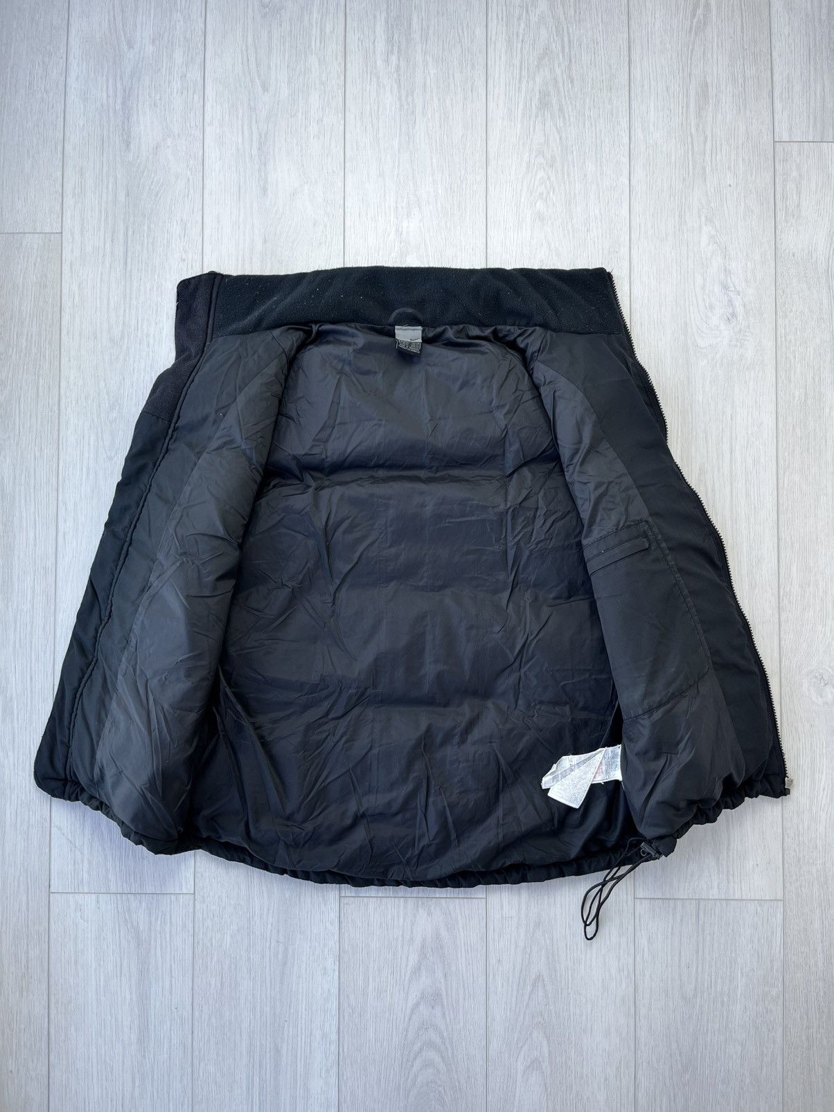 Nike Vintage Nike Puffer Vest Swoosh Logo Y2K 90s Hype Drill Size US M / EU 48-50 / 2 - 5 Thumbnail