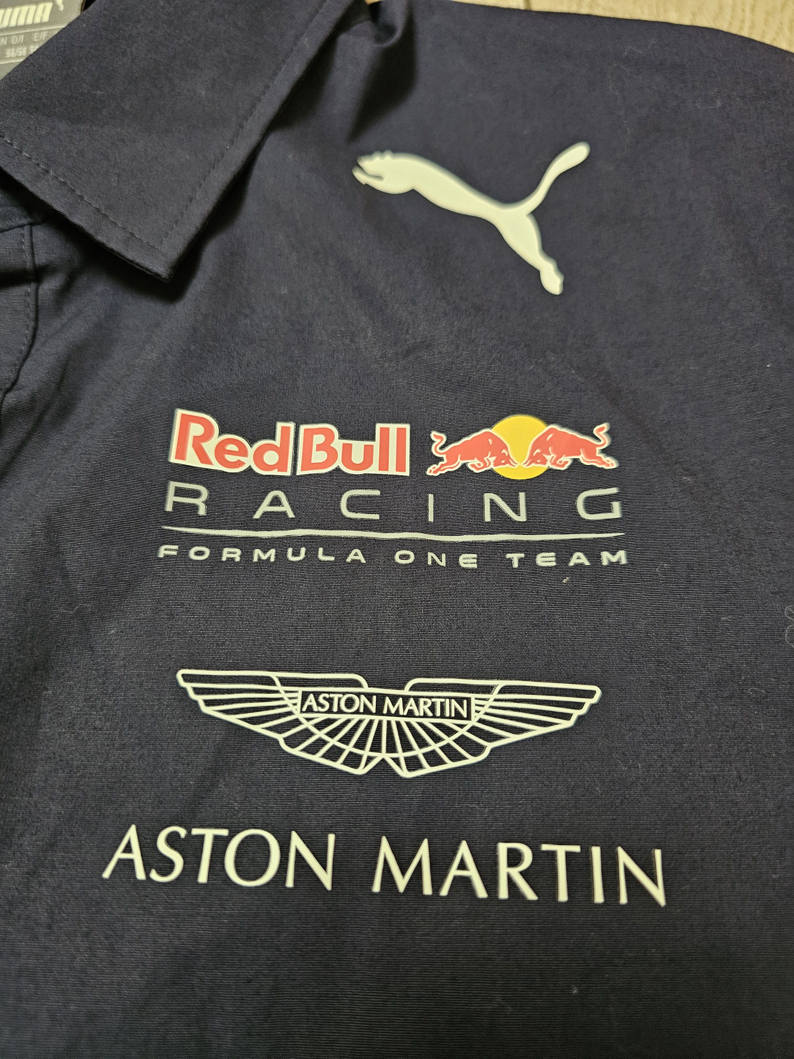 Formula 1 RED BULL RACING SHIRT BUTTON 2017 F1 TEAM SHIRT BUTTON Size US XL / EU 56 / 4 - 4 Thumbnail
