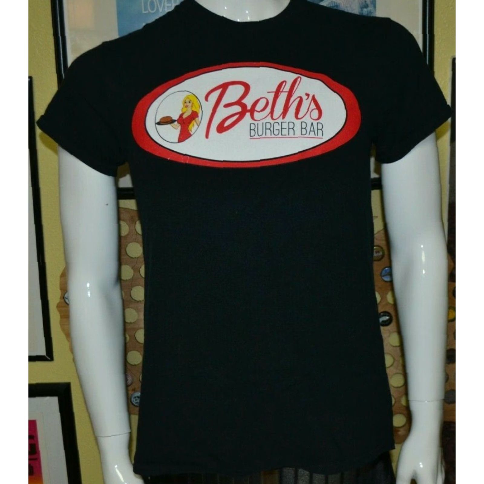 Gildan VINTAGE Beth's Burger Bar T Shirt Small Mens Shirt Black Graphic Tee 100% Cotton Gildan 1990s—2000s Size US S / EU 44-46 / 1 - 2 Thumbnail