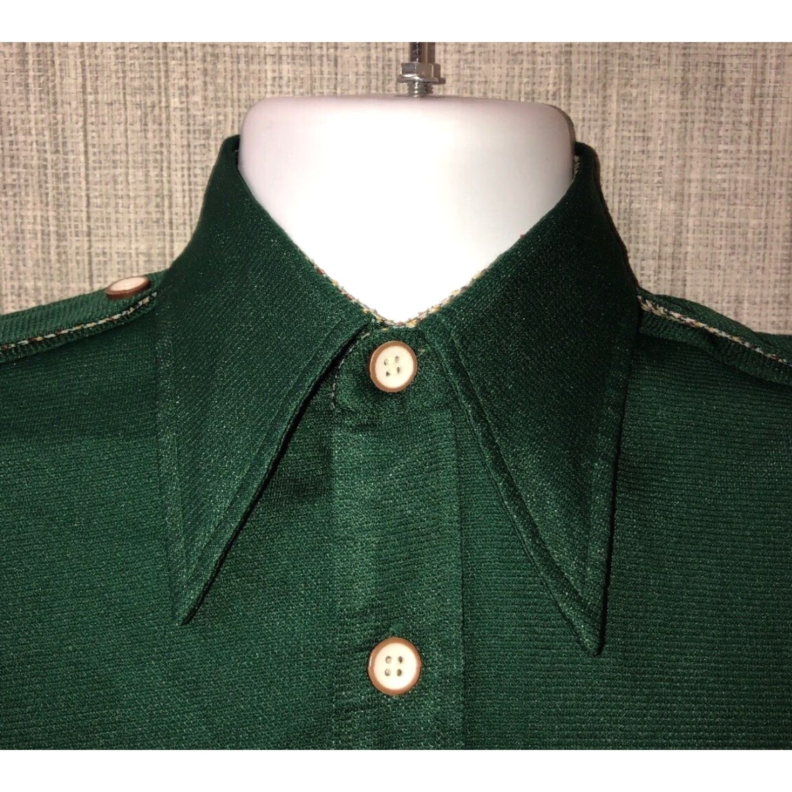 Vintage VINTAGE Bonds Knit Collection Shirt Mens Small Green Long Sleeve Button-Front Knit Shirt Size S Size US S / EU 44-46 / 1 - 3 Thumbnail