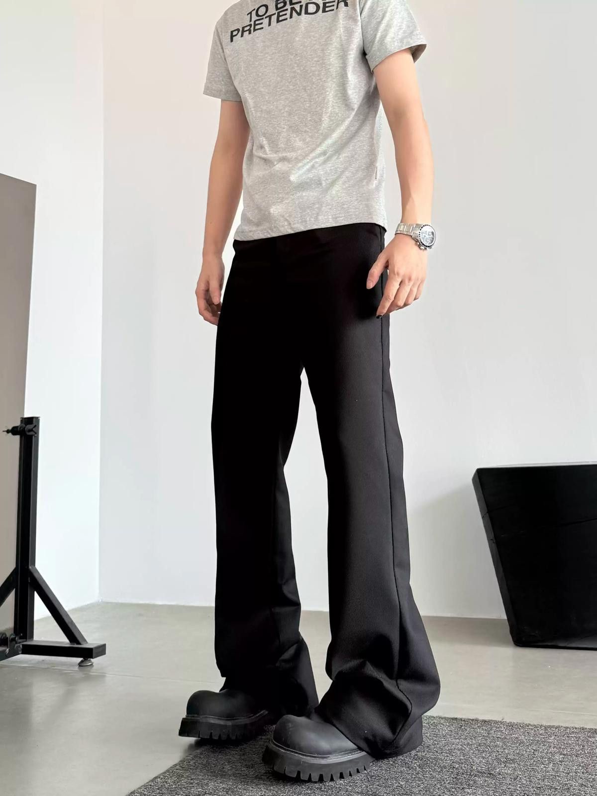 Black Wide-Leg Jeans