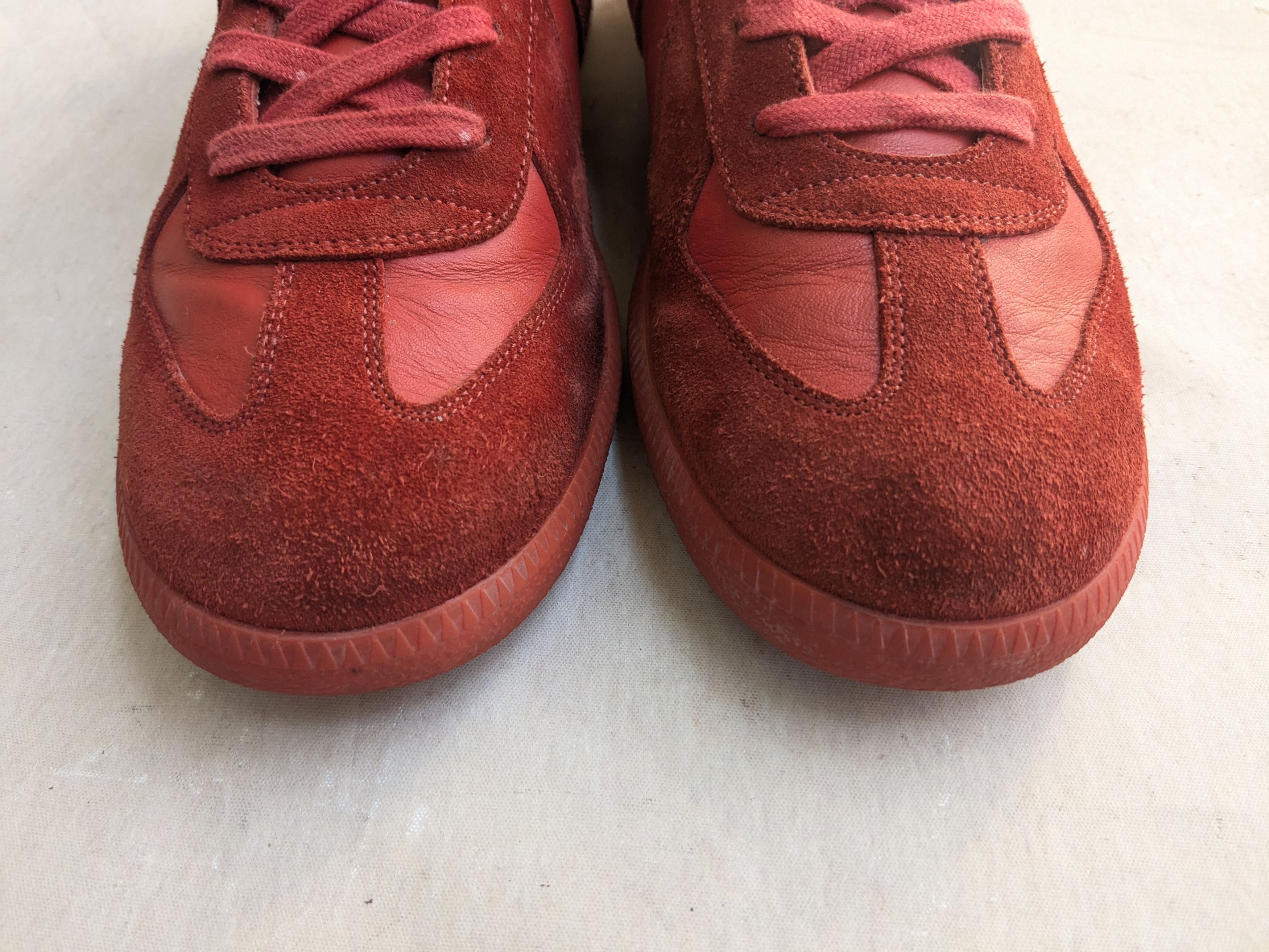 Maison Margiela Maison Margiela GAT Replica Red 12 45 Low Suede Size US 12 / EU 45 - 2 Thumbnail