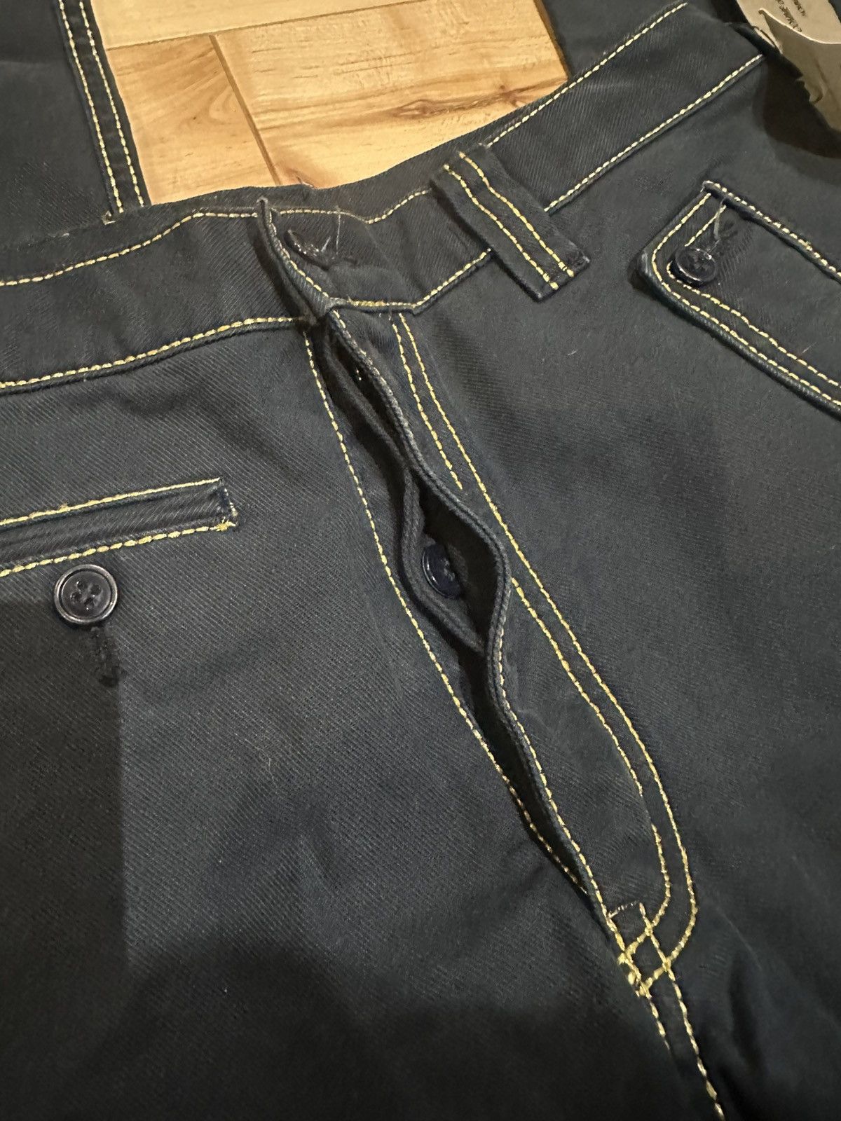 Comme des Garcons Homme Plus SS 2007 CDG Navy Pants Gold Stitching PS-P062 size Small Size US 32 / EU 48 - 6 Thumbnail