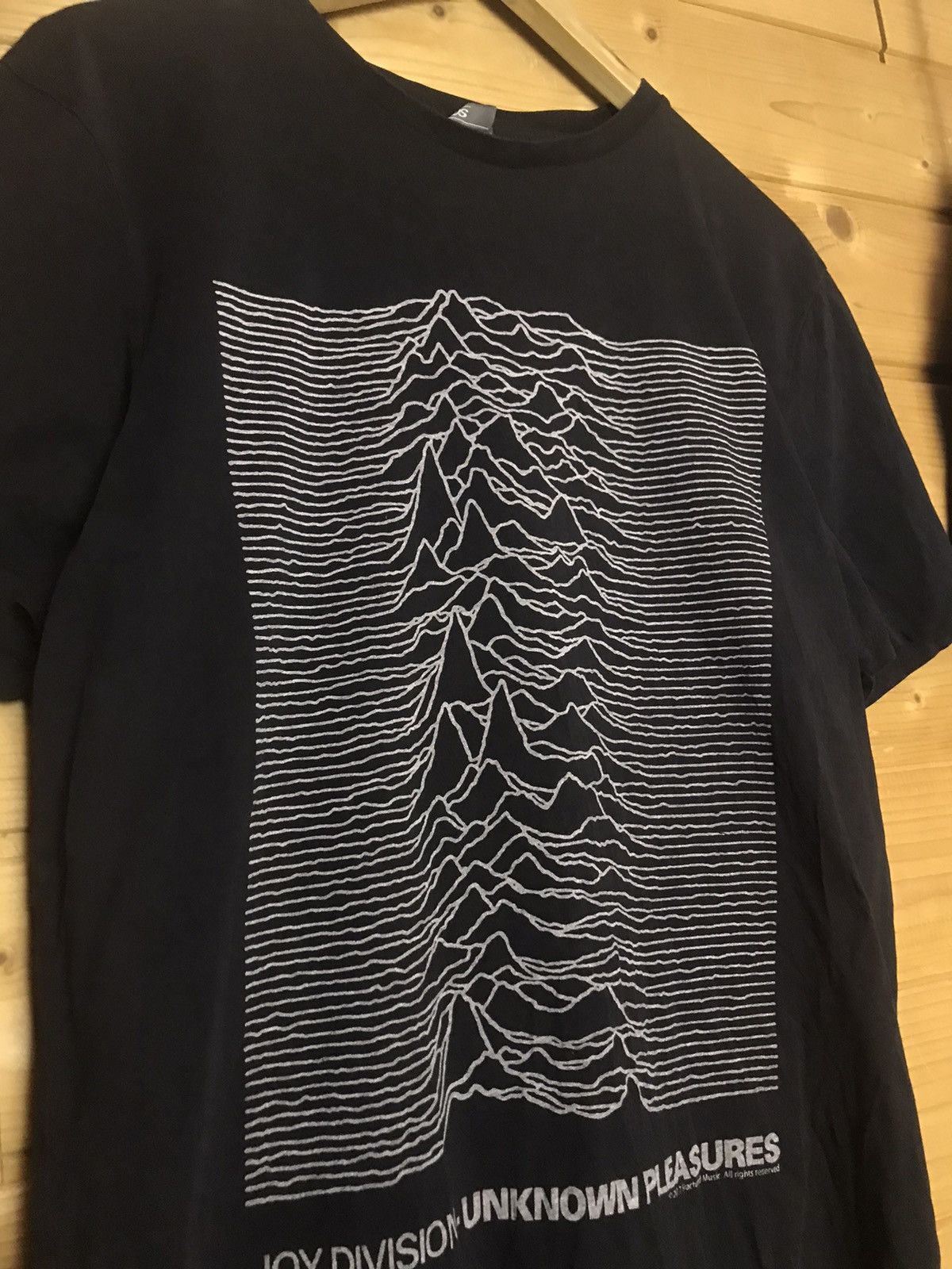 Band Tees Joy Division unknown pleasure band t-shirt Size US M / EU 48-50 / 2 - 3 Thumbnail