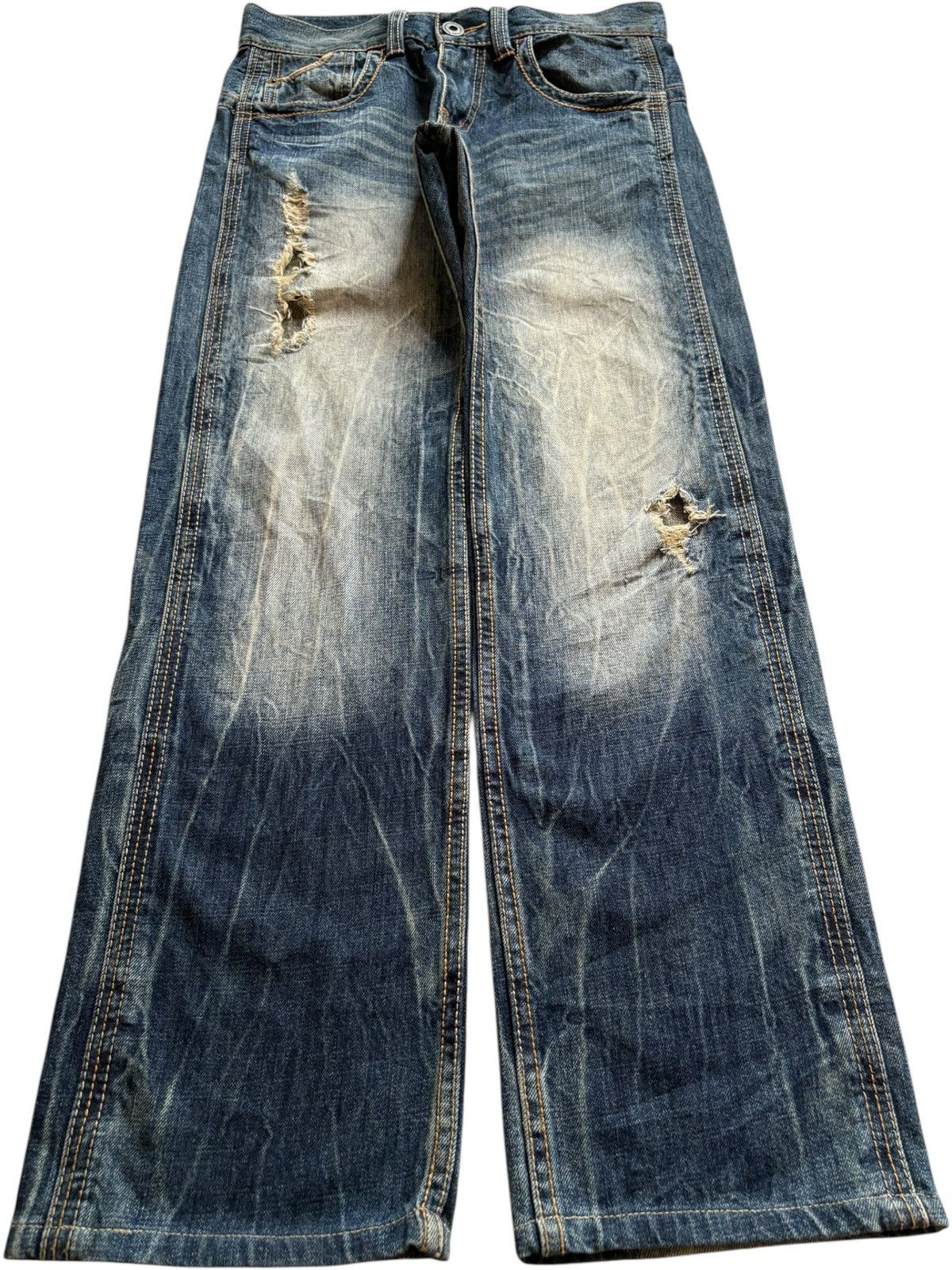Japanese Brand Vintage Japanese Brand Mud Wash Buckle Back Rip Loose Jeans Size US 30 / EU 46 - 1 Thumbnail