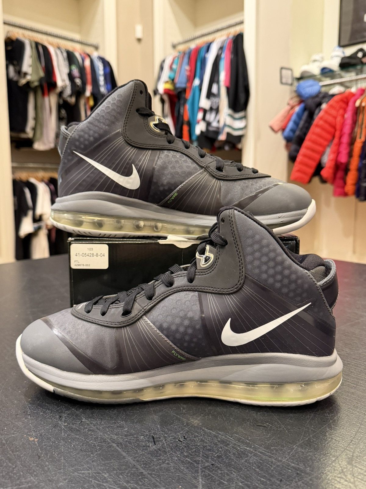 Nike Lebron 8 ‘Cool Grey’ Size US 8 / EU 41 - 2 Thumbnail