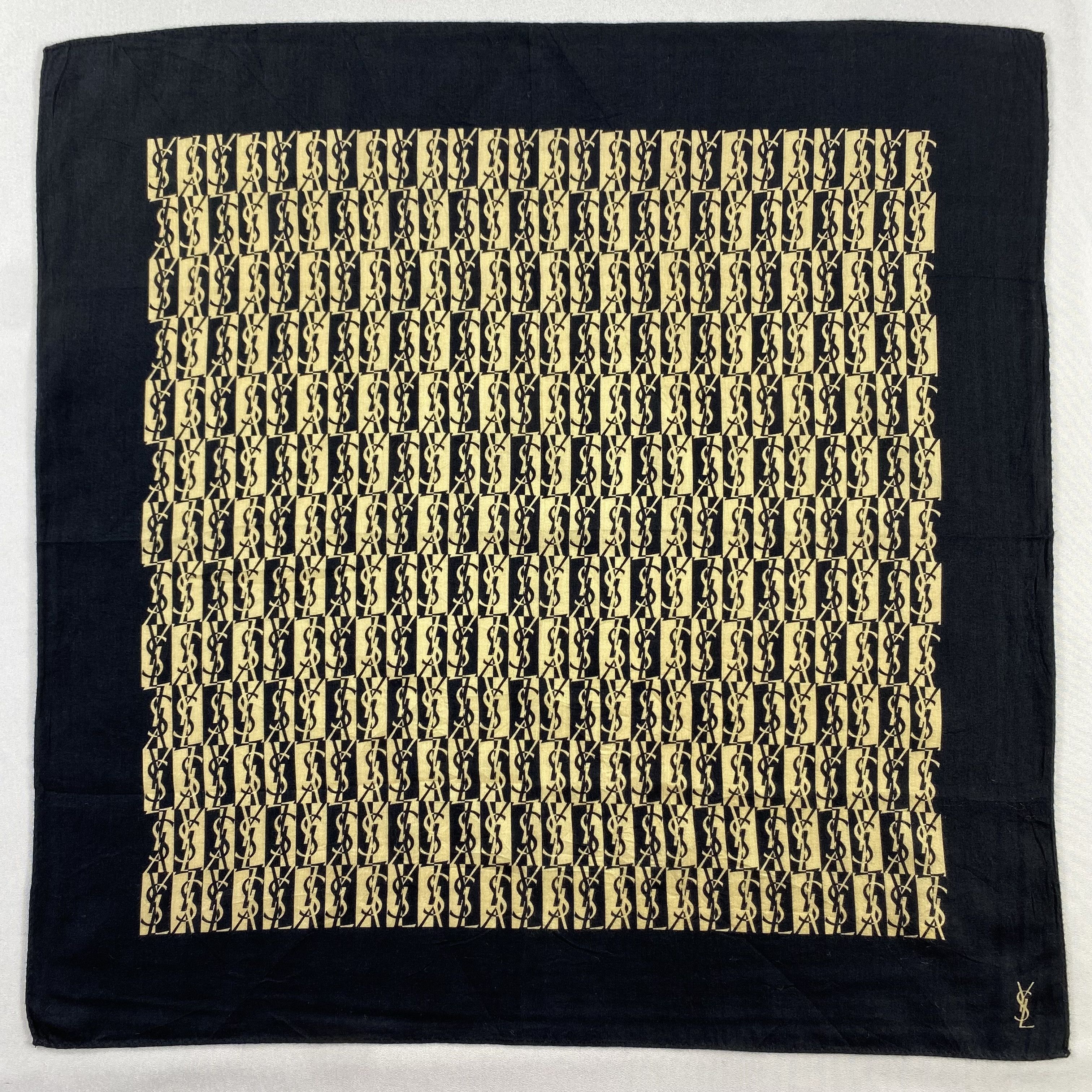 Vintage Yves Saint Laurent Handkerchief / Neckerchief-P1609 Size ONE SIZE - 1 Thumbnail