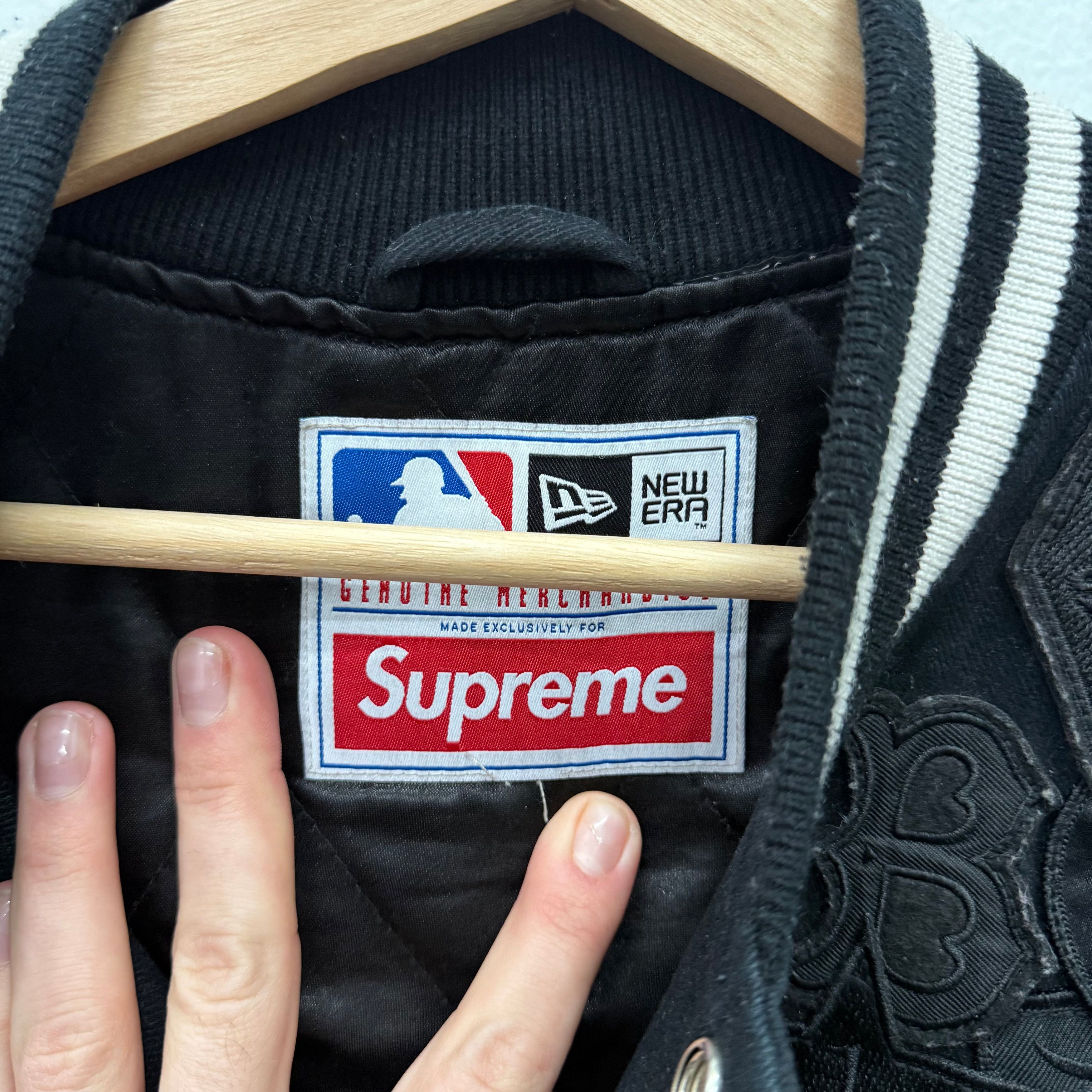 Supreme Supreme MLB New Era Black Patch Jacket - Size M Size US M / EU 48-50 / 2 - 4 Thumbnail