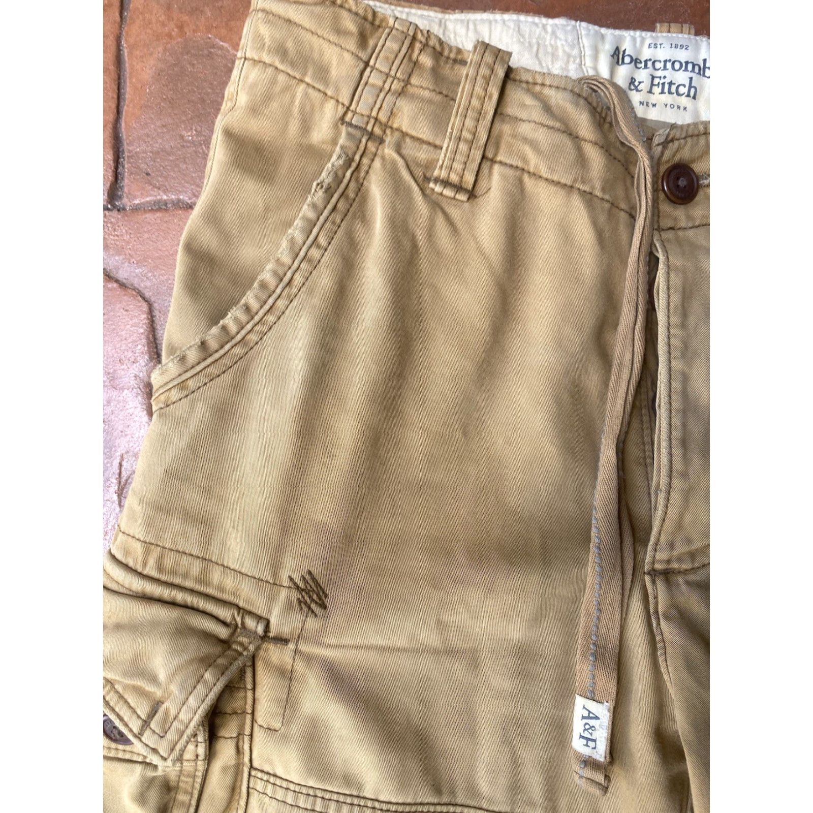 Abercrombie & Fitch VINTAGE Abercrombie & Fitch Cargo Shorts Mens 31 Cargo Shorts Distressed Button Fly 80s 90s Military Brown Canvas Shorts Mens Size US 31 - 5 Thumbnail