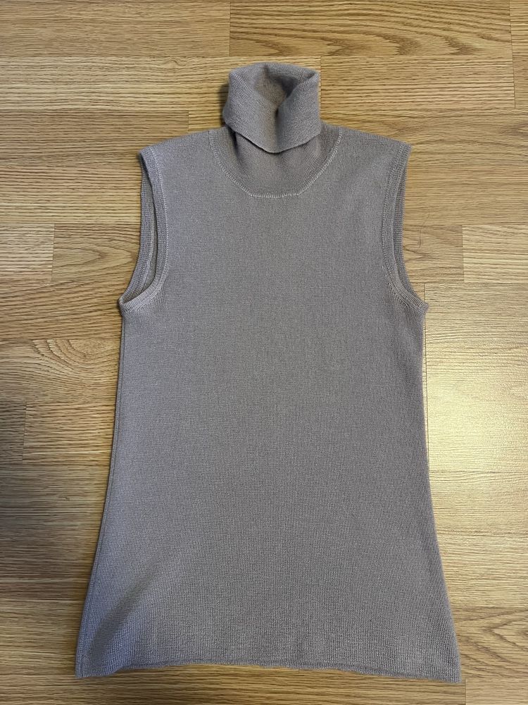 Prada Prada Cashmere Turtle Neck sleeveless jumper Size S / US 4 / IT 40 - 1 Thumbnail