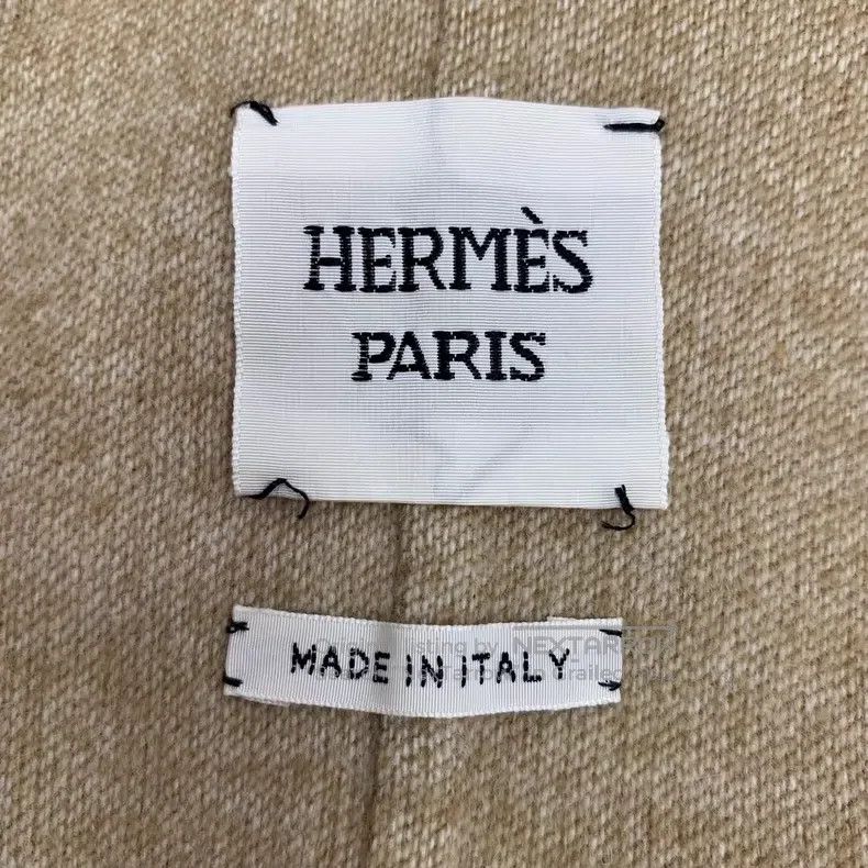 Hermes Hermes Khaki Cashmere Hooded Belted Long Sleeve Coat Size XXS / US 00 / IT 34 - 5 Thumbnail