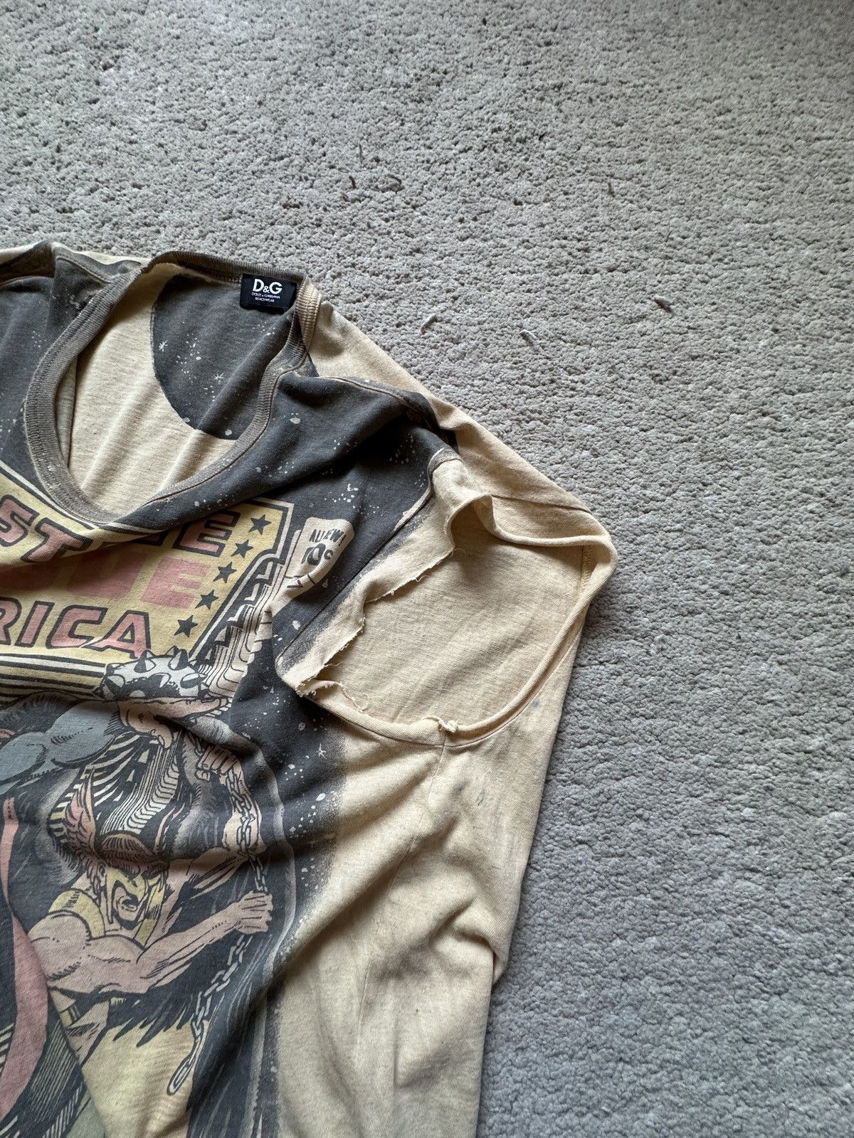 Dolce & Gabbana 2000s Dolce & Gabbana DC Comics Sleeveless Tshirt / Rare Size US M / EU 48-50 / 2 - 6 Thumbnail