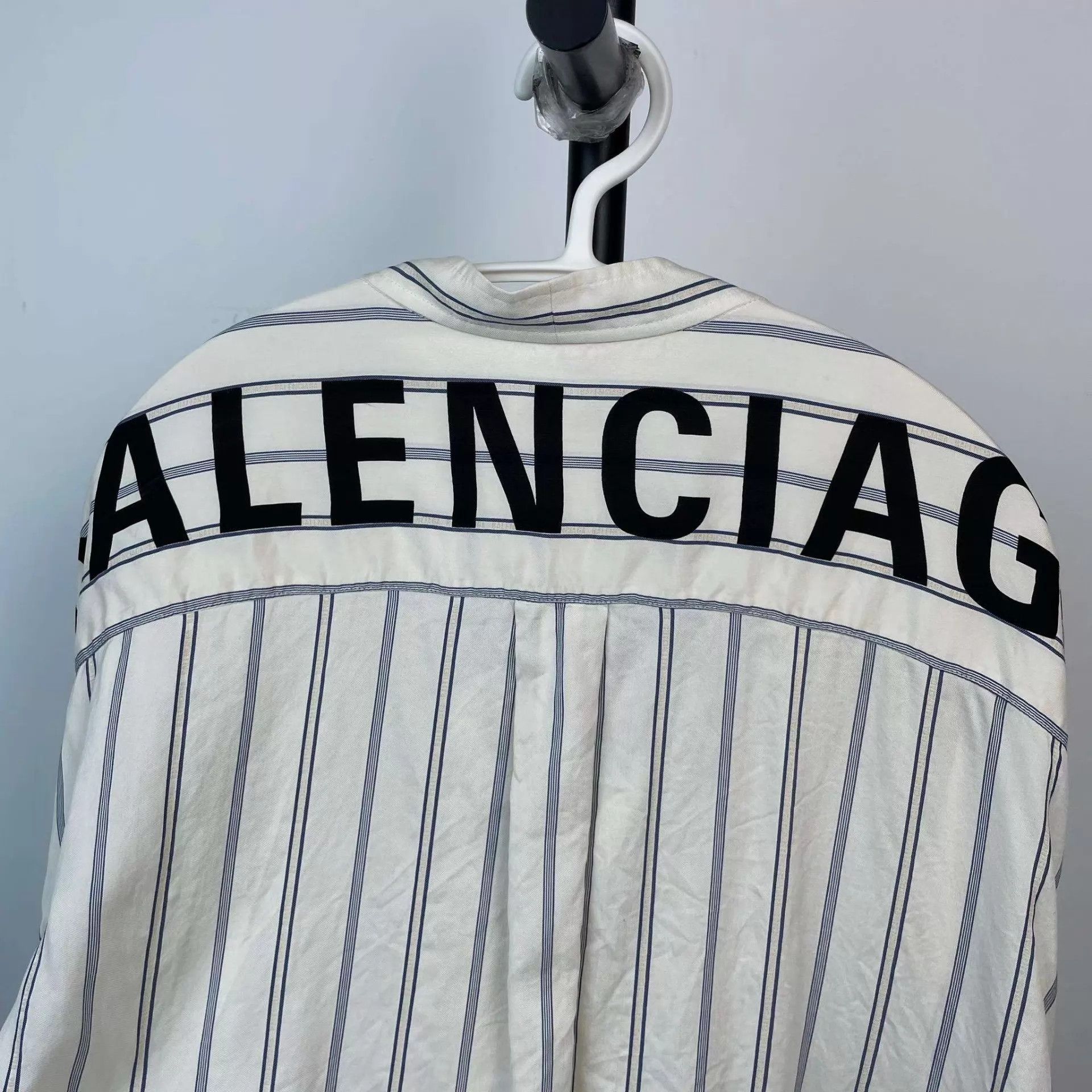 Balenciaga Balenciaga Striped Shirt Size 36 XXS Size US XXS / EU 40 - 7 Thumbnail