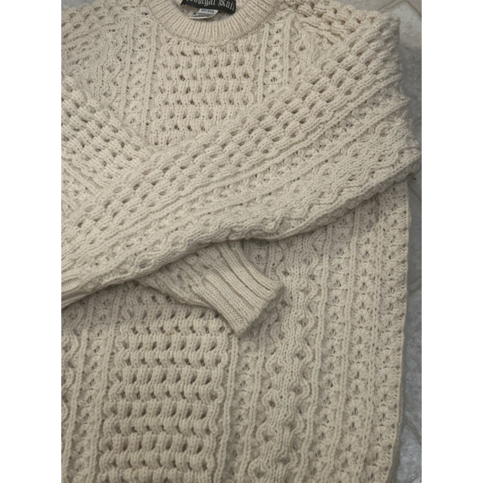 Vintage VINTAGE Donegal Women's Sweater S Wool Cable-Knit Winter Ski Pullover Cream S Womens Size S / US 4 / IT 40 - 3 Thumbnail