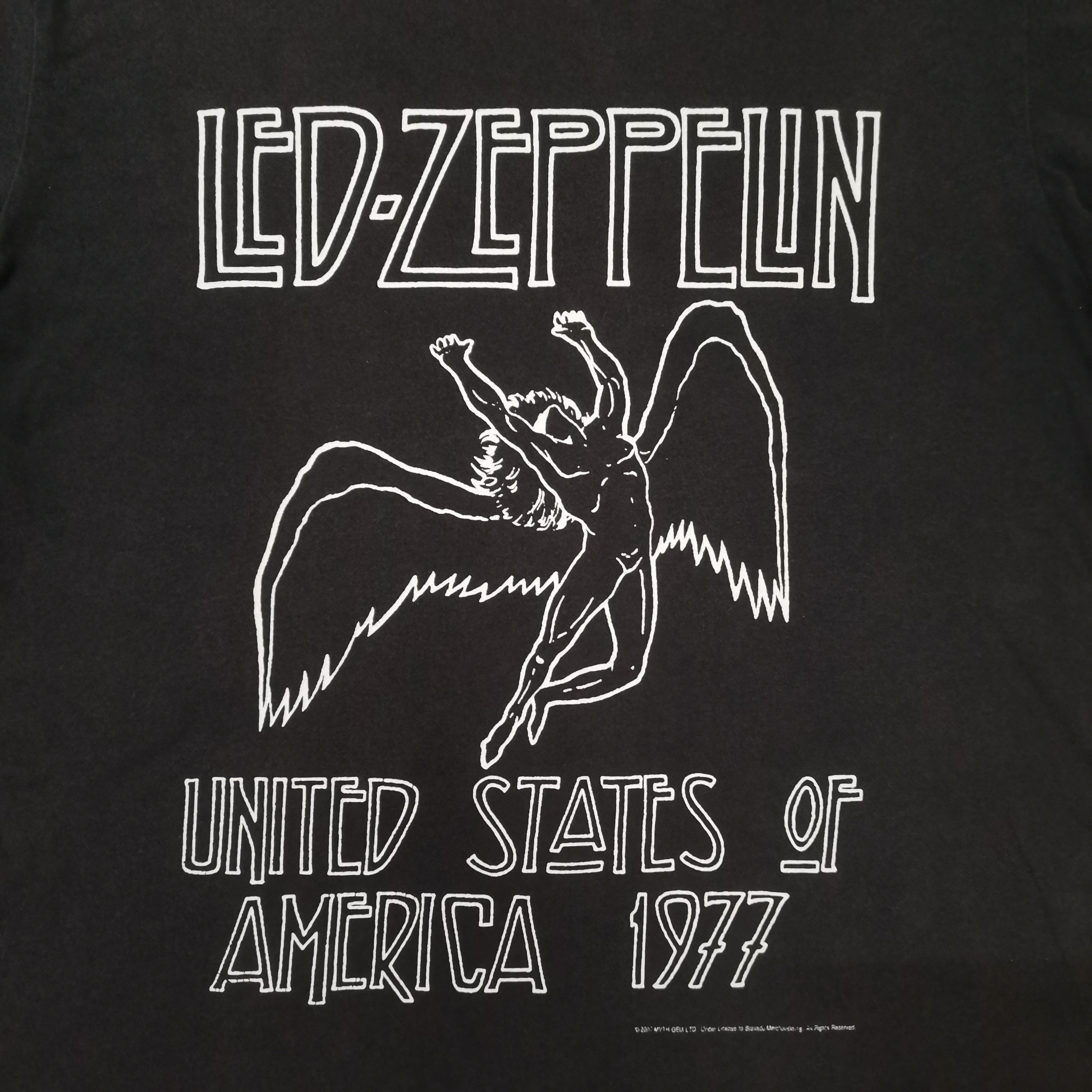 Led Zeppelin Quick Sale🔥 Vintage Y2k LED ZEPPELIN Tour Tee USA 1977 Size US L / EU 52-54 / 3 - 3 Thumbnail