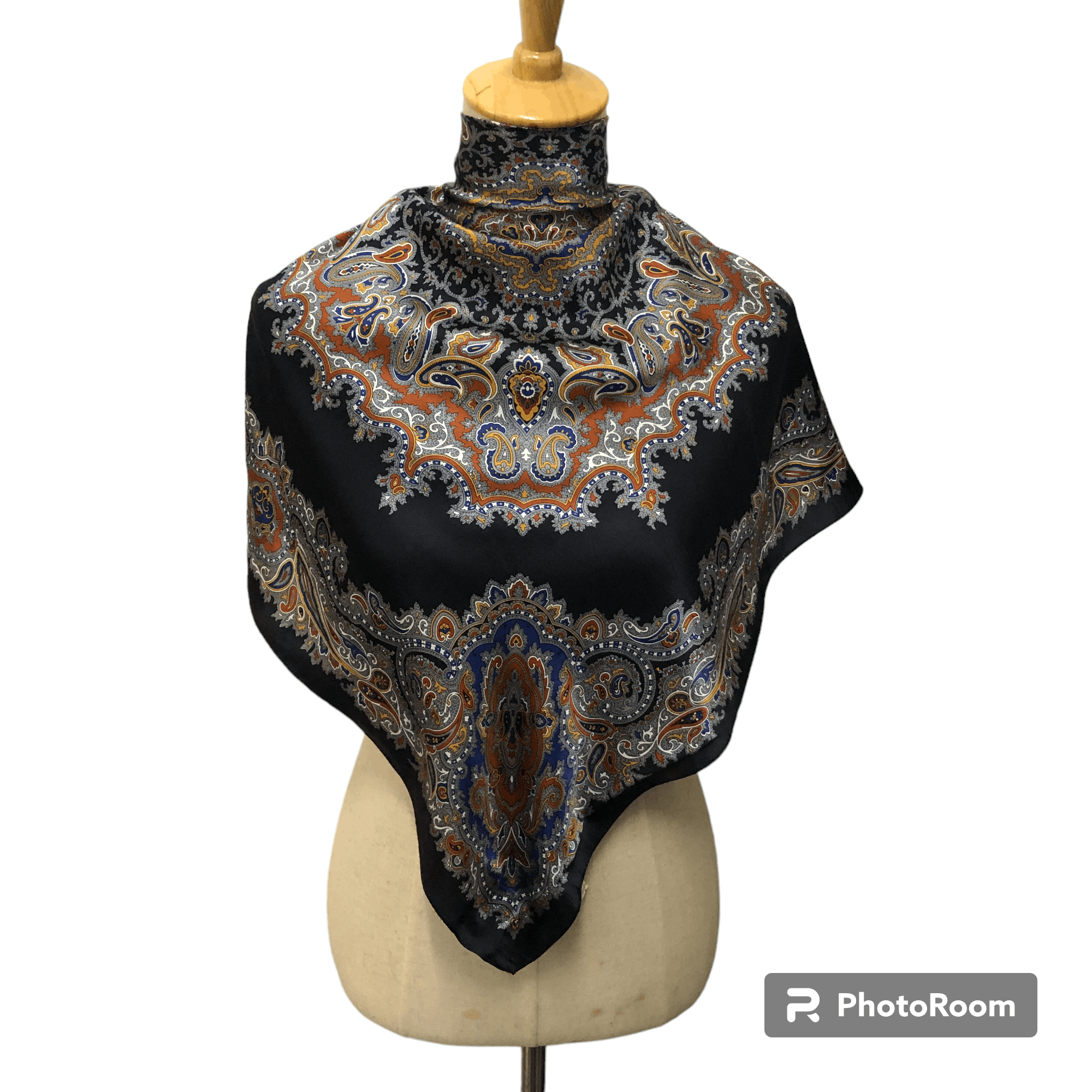 Japanese Brand Luxury Paisley Silk Scarf M1088 Size ONE SIZE - 1 Thumbnail