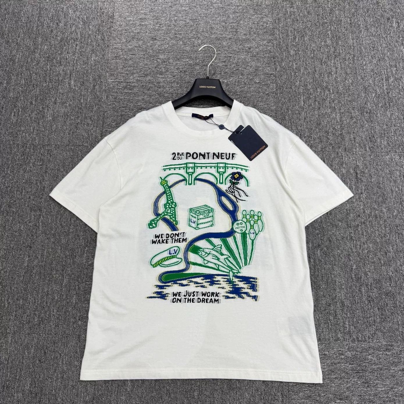 Louis Vuitton louis vuitton embroidered short sleeve shirt Size US L / EU 52-54 / 3 - 1 Thumbnail