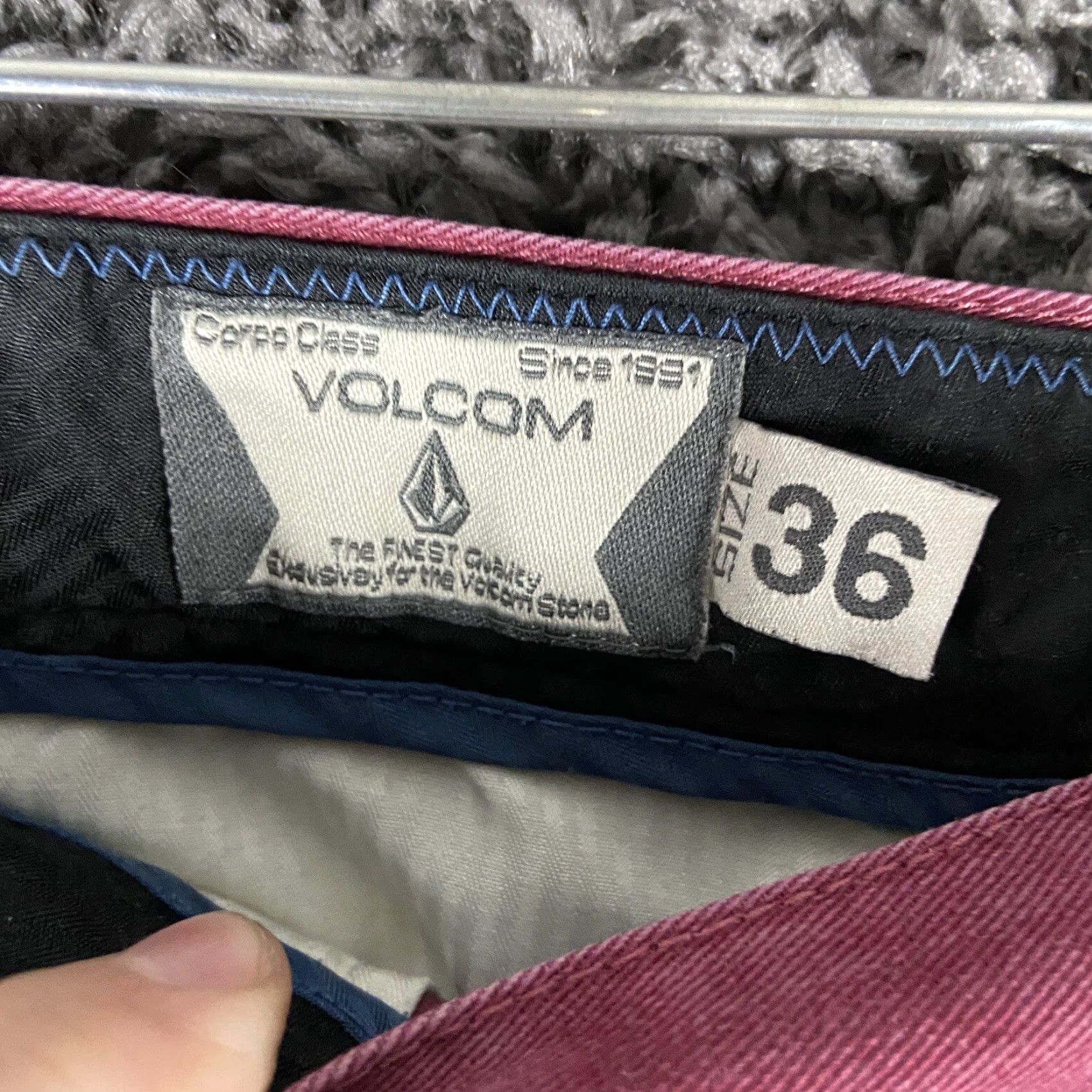 Volcom VOLCOM Chino Shorts Men’s 36 Red Size US 36 / EU 52 - 5 Thumbnail