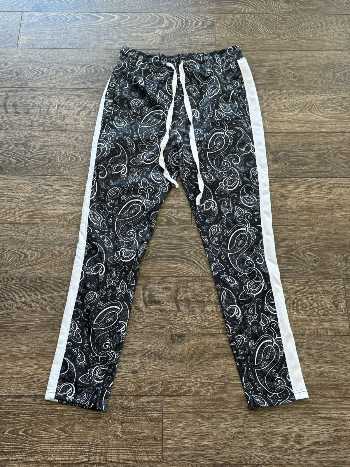 Vintage Paisley Black Sweats Size US 33 - 1 Thumbnail