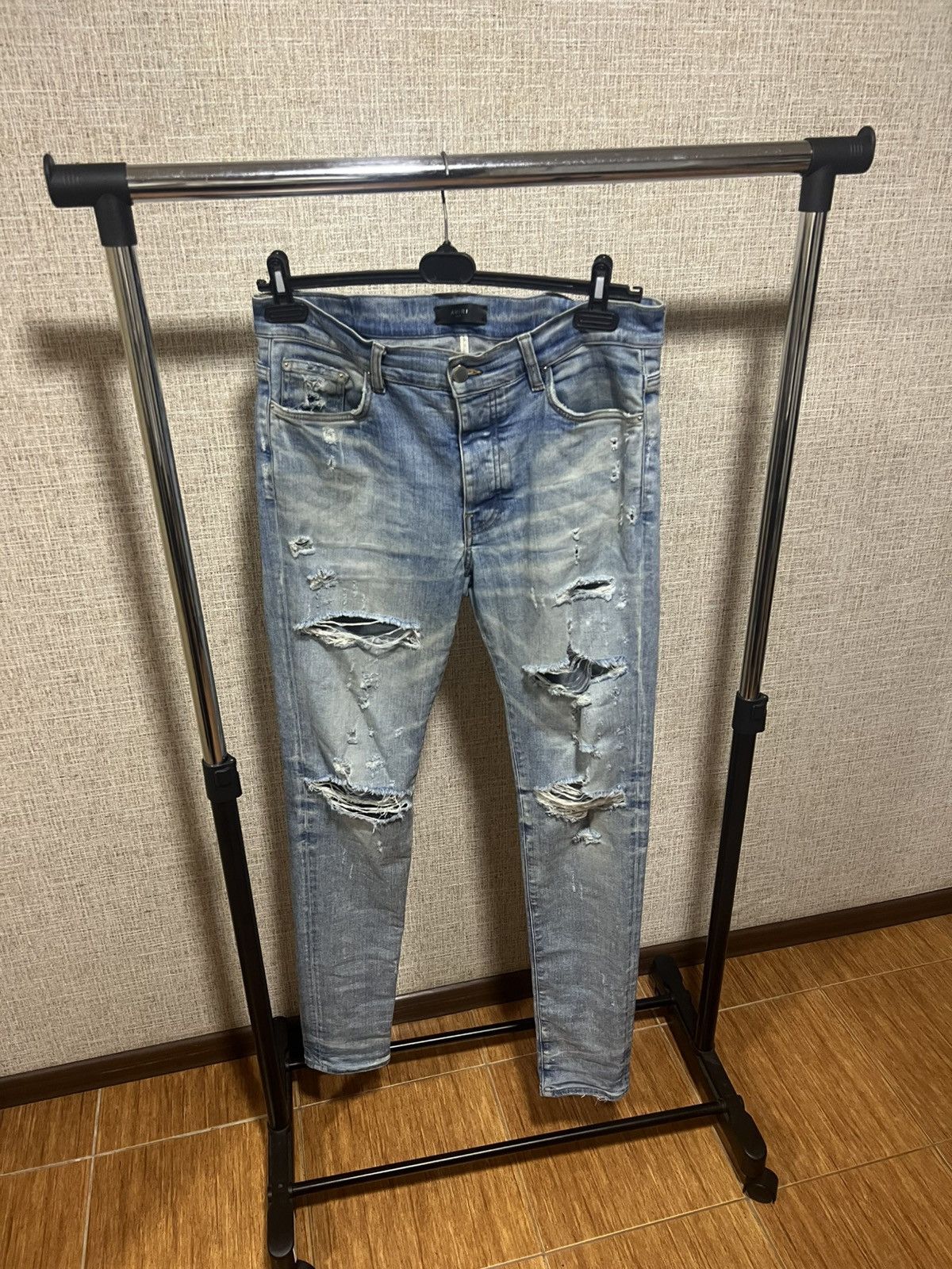 Amiri AMIRI BLUE DISTRESSED SLIM JEANS Size US 34 / EU 50 - 3 Thumbnail