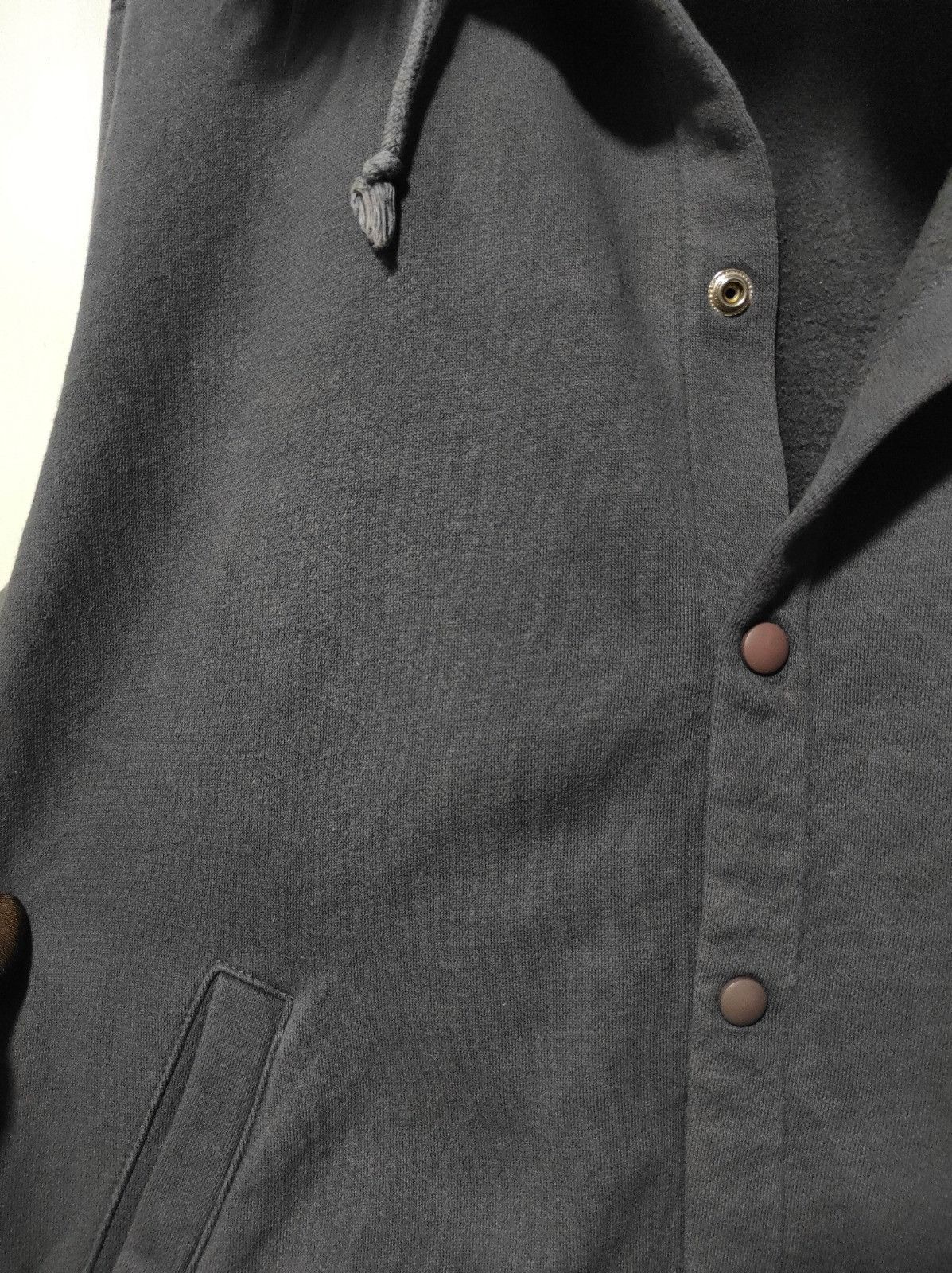 Oshkosh Oshkosh Button fur hoodie ifsix LGB style Size US L / EU 52-54 / 3 - 13 Thumbnail