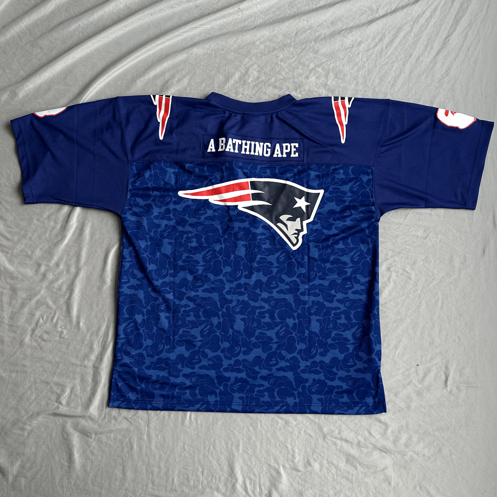 Bape BAPE x Mitchell & Ness NFL New England Patriots Legacy Jers Size US XXL / EU 58 / 5 - 3 Thumbnail